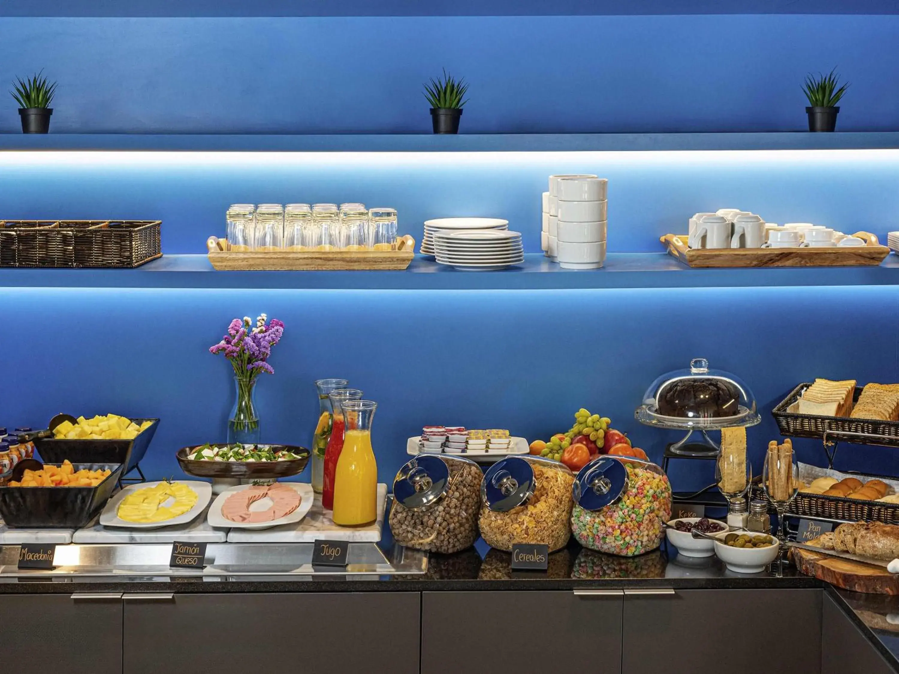 Breakfast in ibis budget Lima Miraflores Breakfast in ibis budget Lima Miraflores