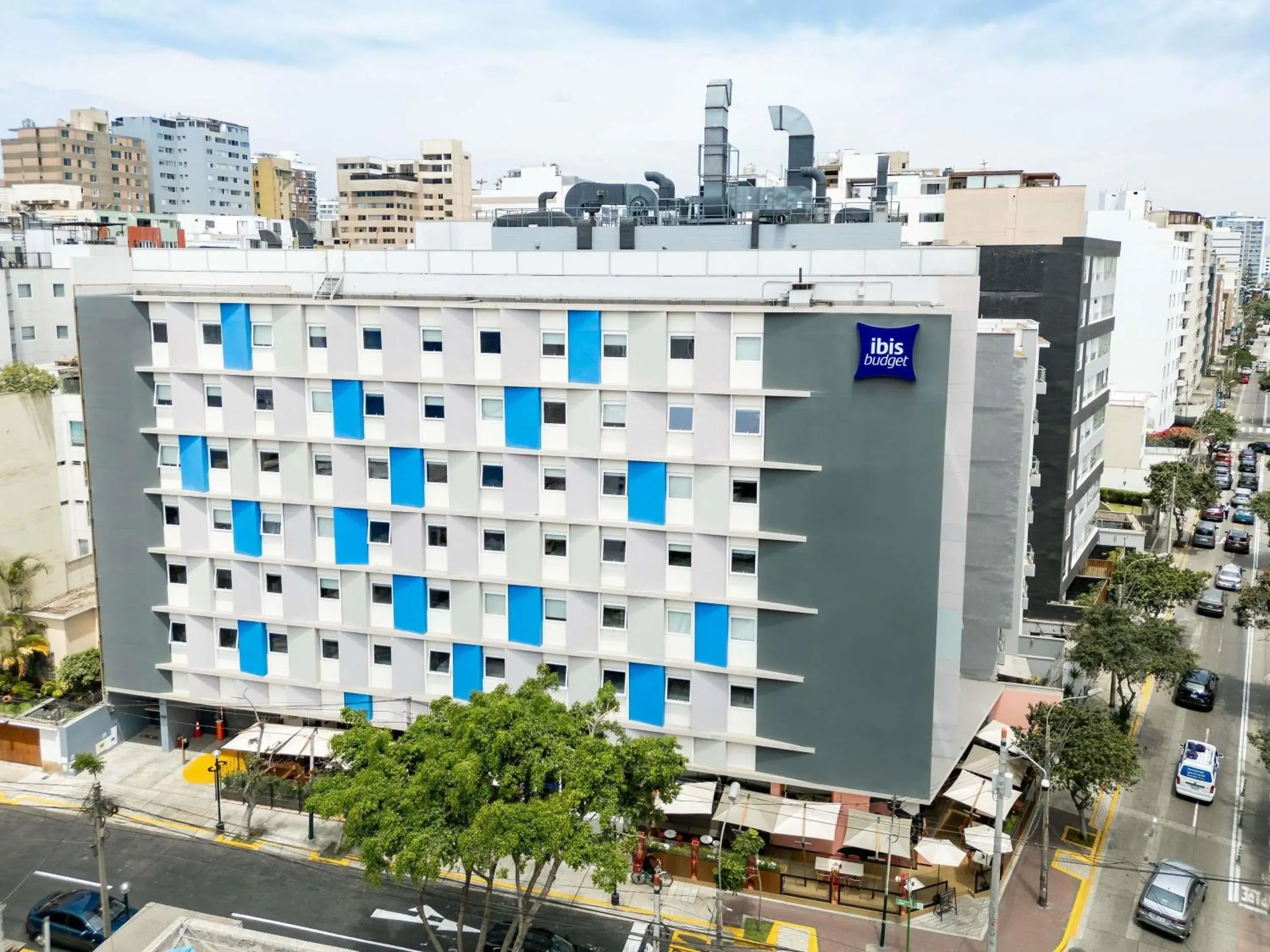 Property building in ibis budget Lima Miraflores Property building in ibis budget Lima Miraflores
