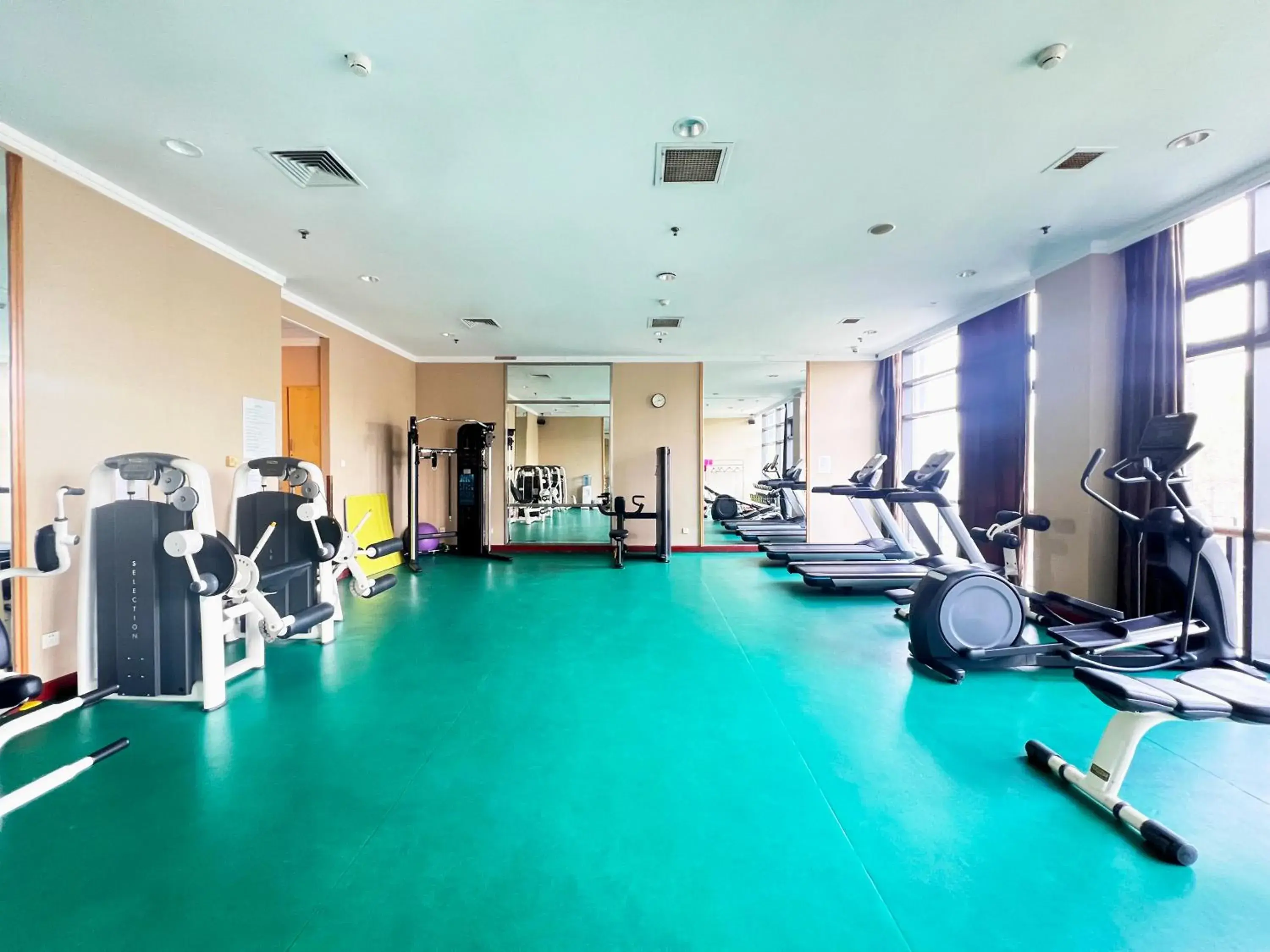 Fitness centre/facilities in Holiday Inn Temple Of Heaven Beijing by IHG Fitness centre/facilities in Holiday Inn Temple Of Heaven Beijing by IHG