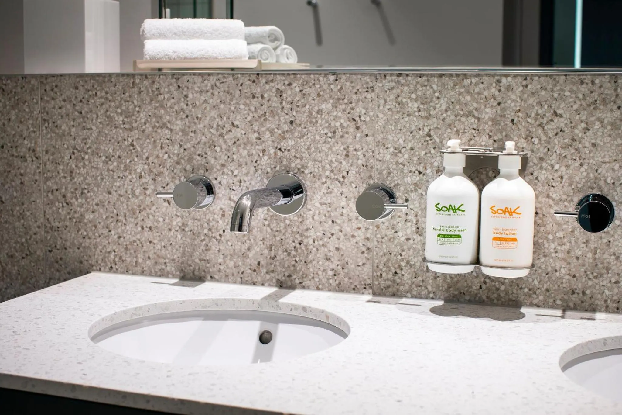 Photo of the whole room in Holiday Inn Werribee by IHG