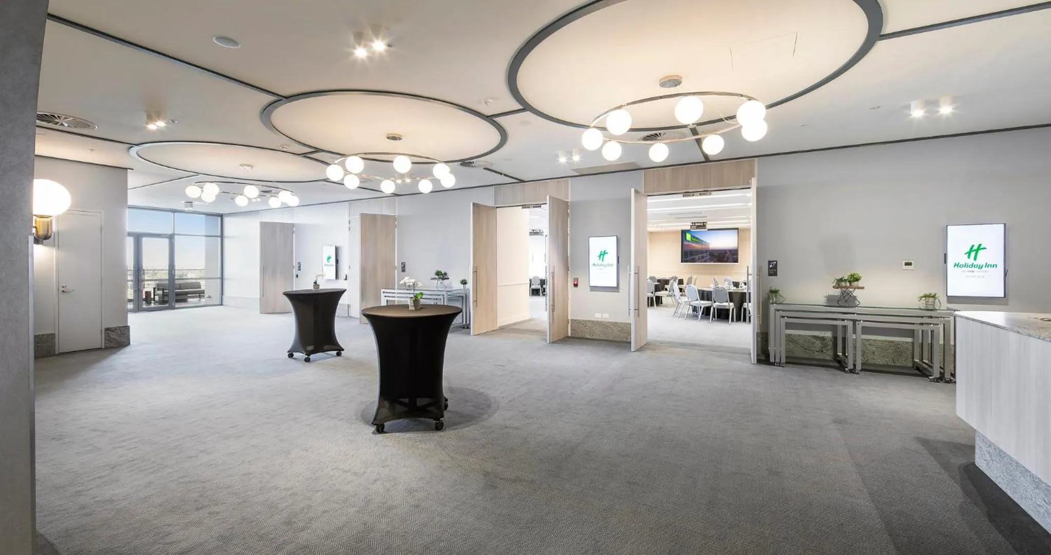 Meeting/conference room in Holiday Inn Werribee by IHG