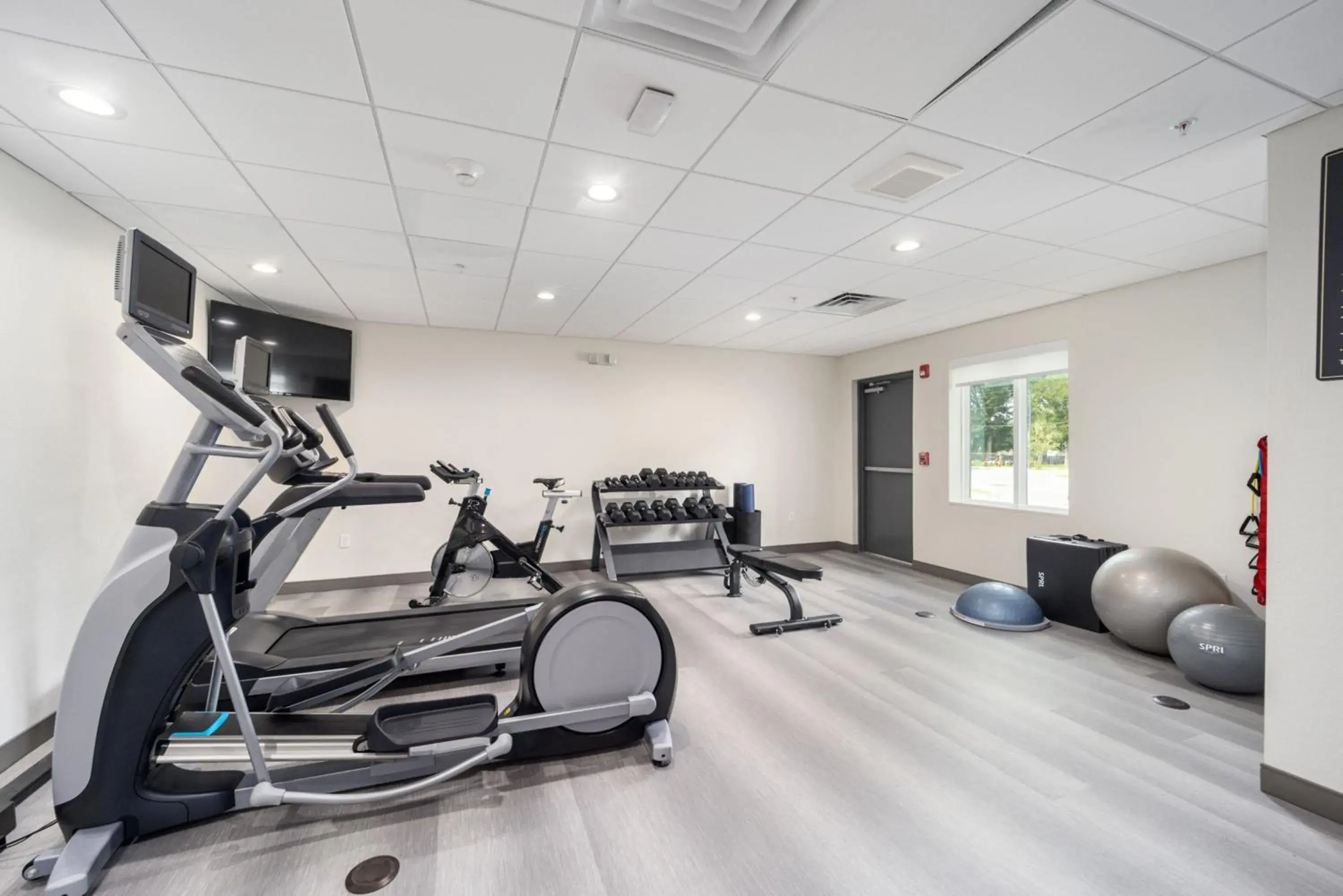Fitness centre/facilities in Candlewood Suites - Ocala I-75 by IHG Fitness centre/facilities in Candlewood Suites - Ocala I-75 by IHG