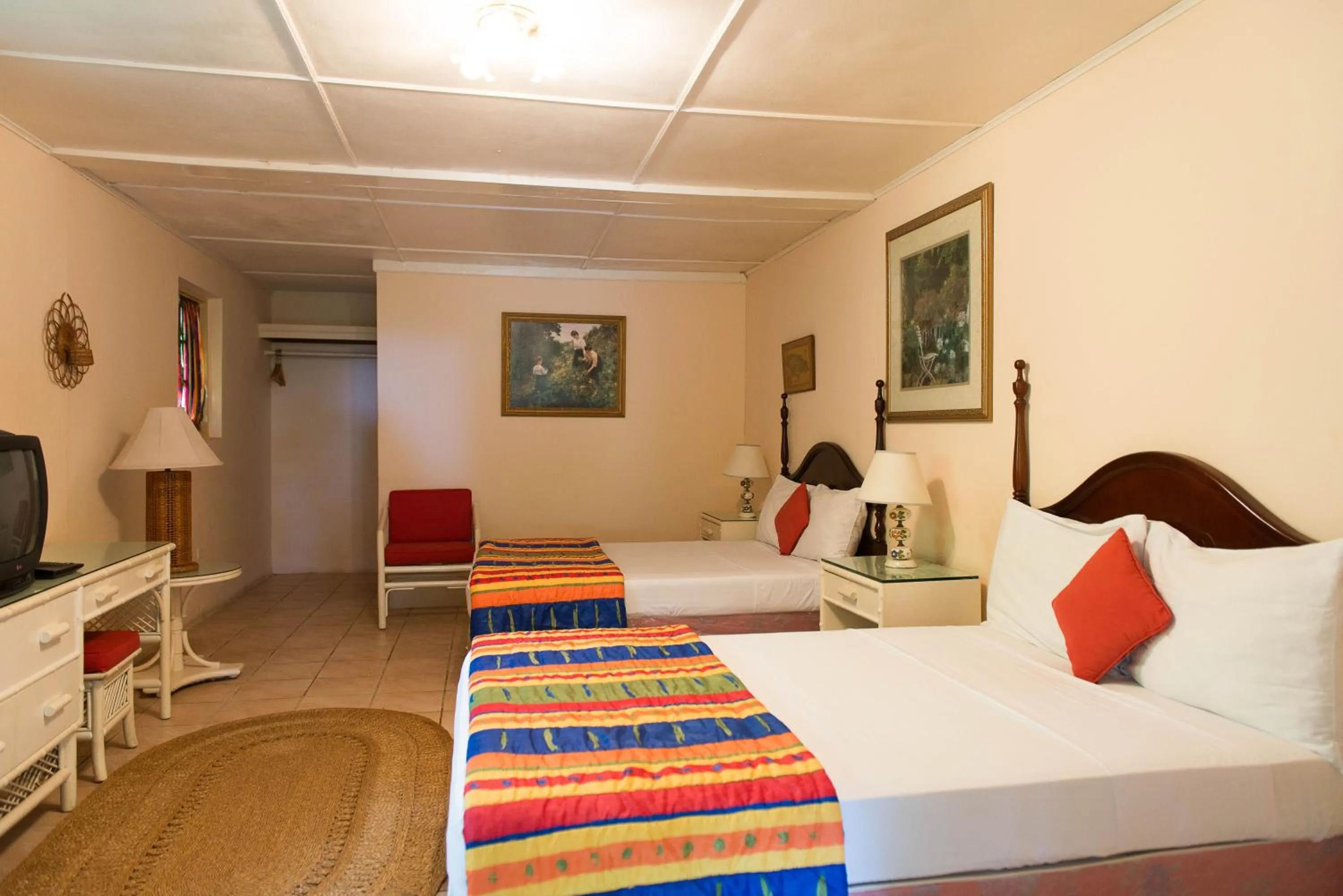 Photo of the whole room, Bed in Villa Viento