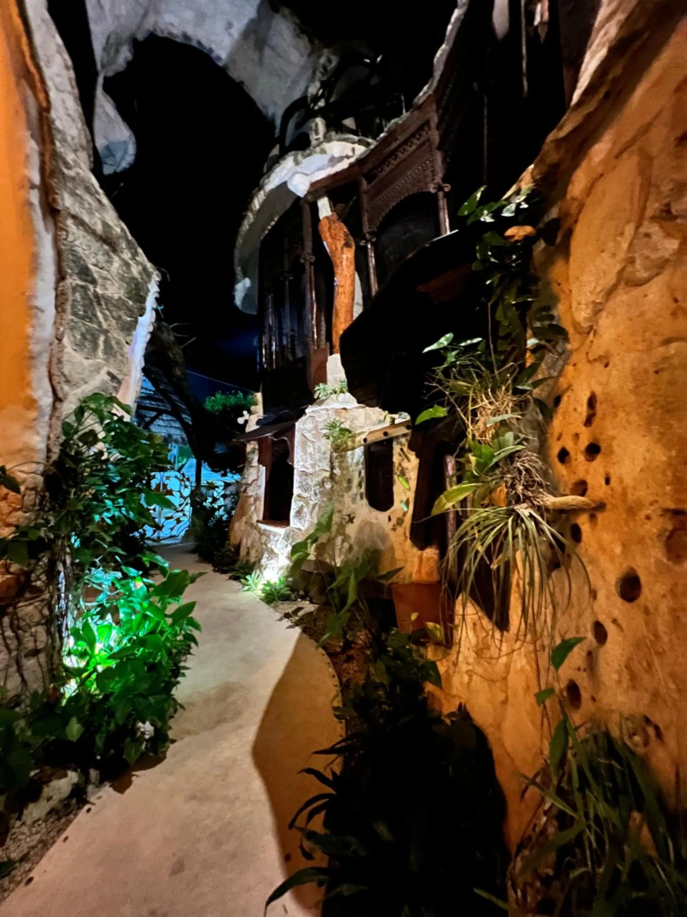 Property building in La Quinta Orquídea