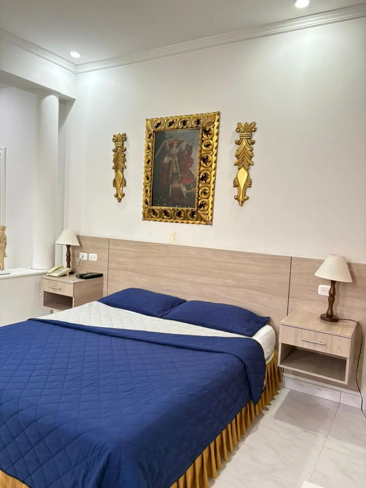 Restaurant/places to eat, Bed in Hotel Chucarima