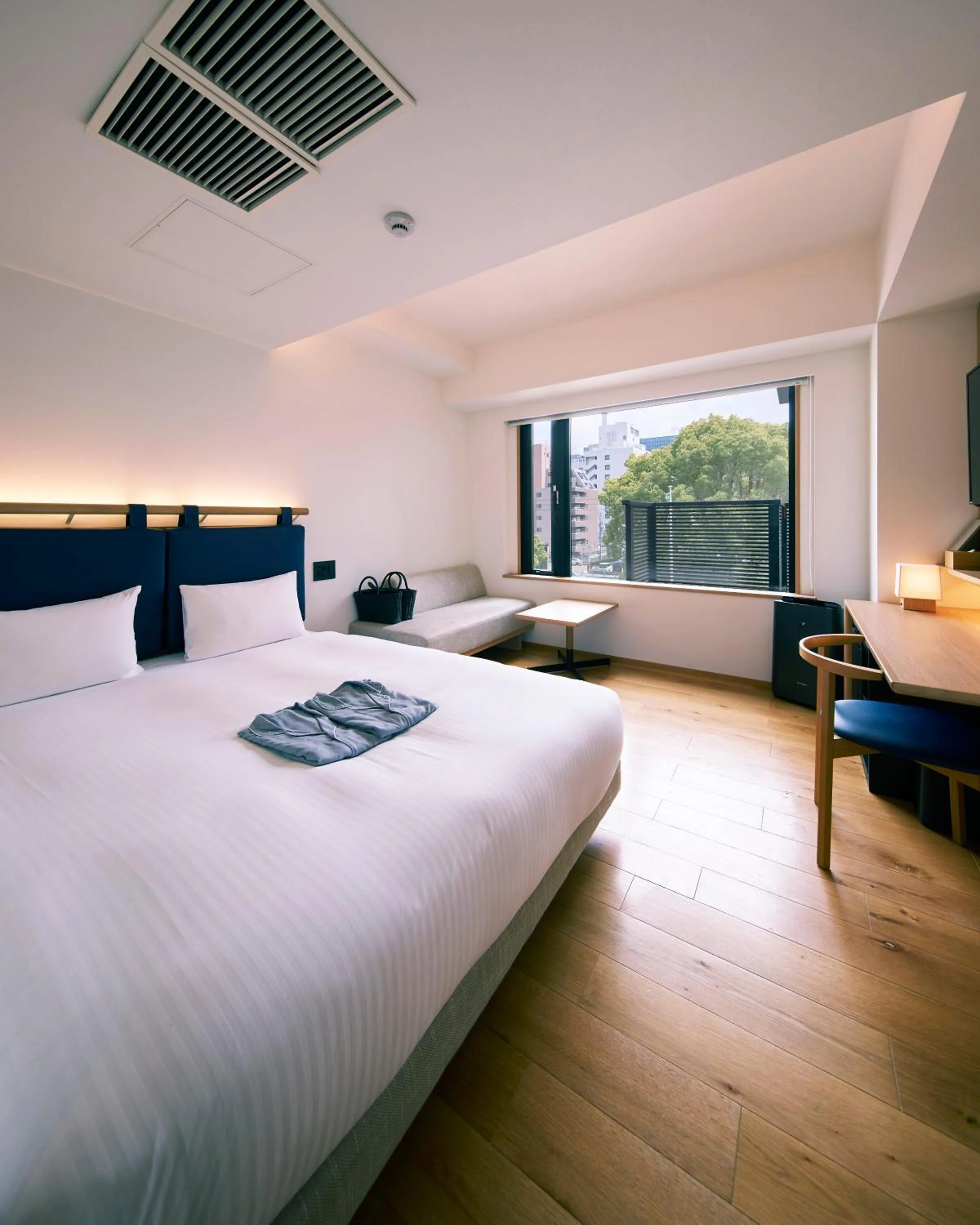 Photo of the whole room, Bed in hotel androoms Kyoto Shichijo