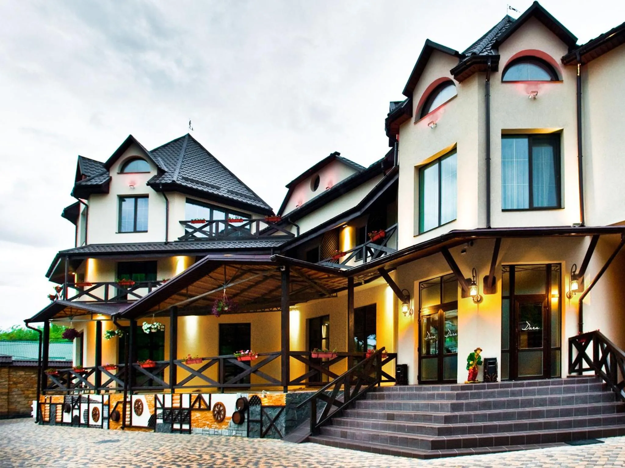 Facade/entrance in Hotel Complex Dacha