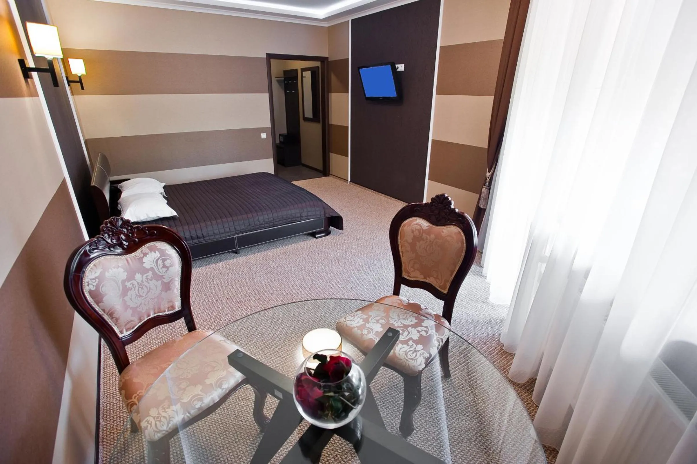 Decorative detail, Bed in Hotel Complex Dacha