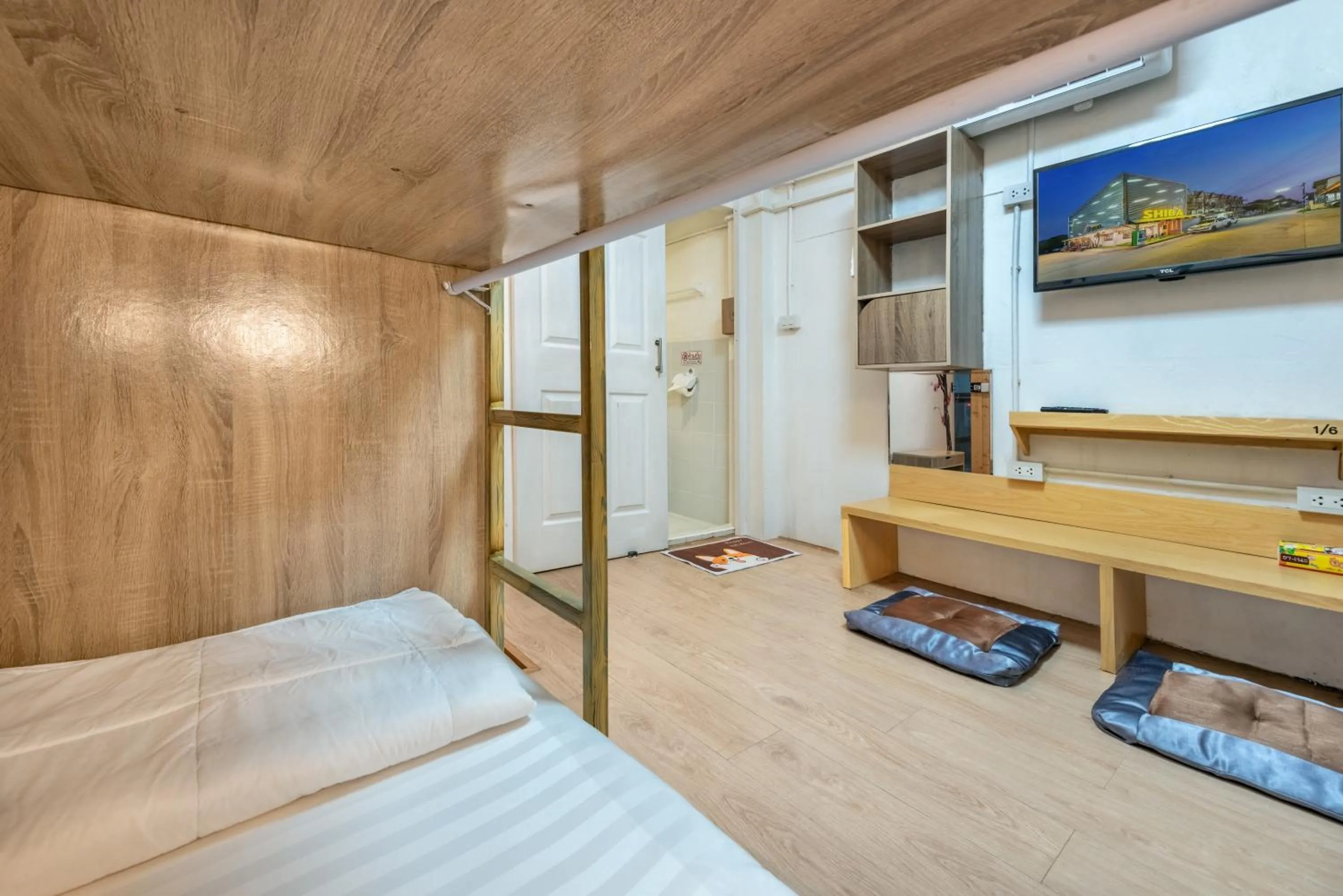 Bedroom, Bed in โรงแรมชิบะรูม นครราชสีมา สาขามหาวิทยาลัยเทคโนโลยีสุรนารี