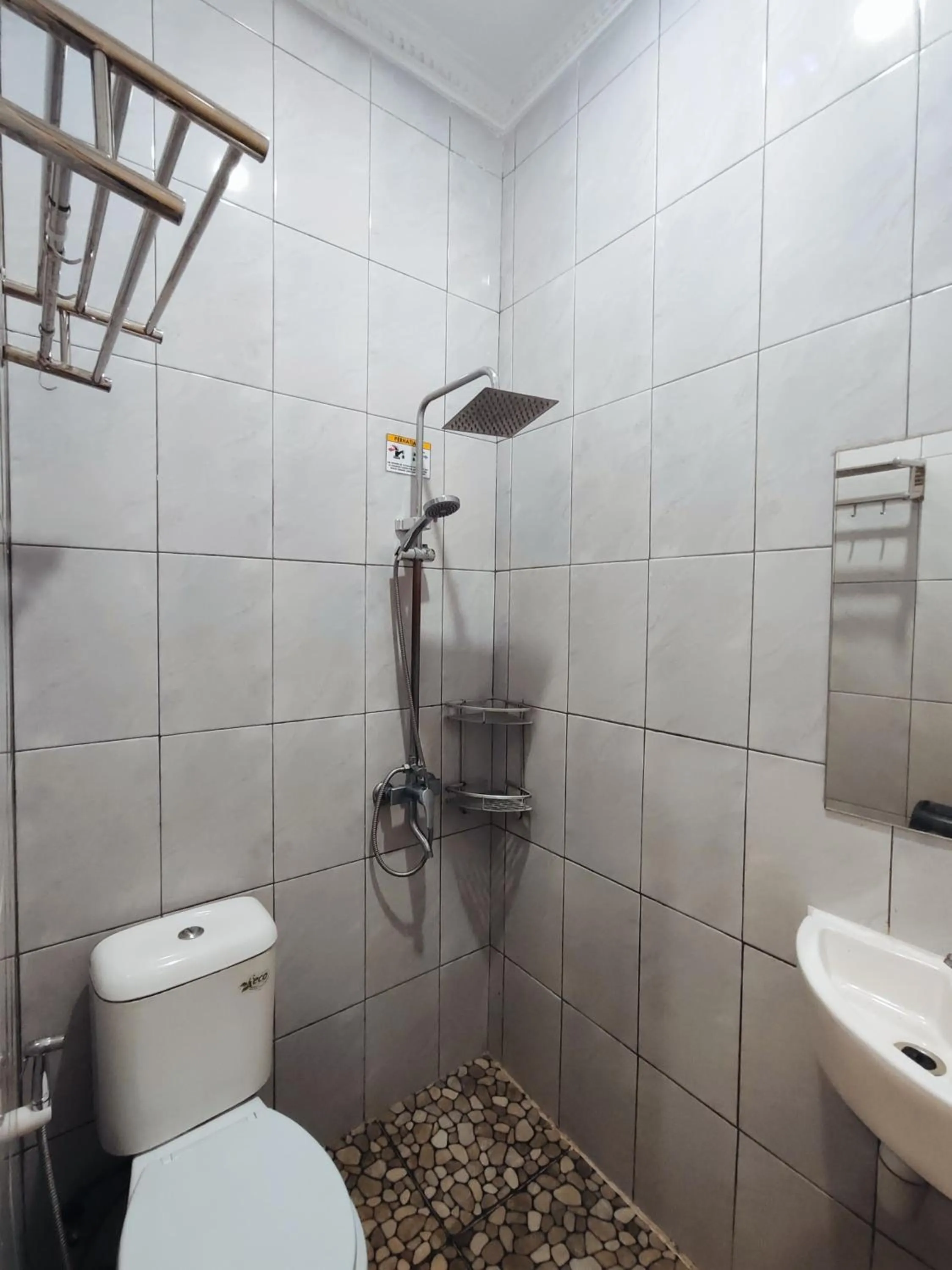 Chevilly Resort & Camp