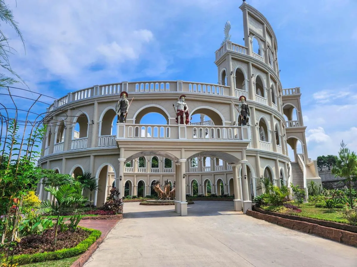 Natural landscape in Chevilly Resort & Camp