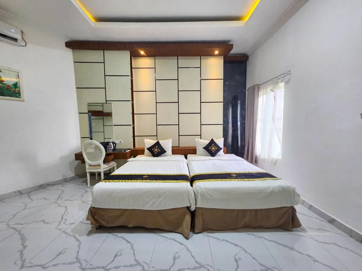 Bed in Chevilly Resort & Camp