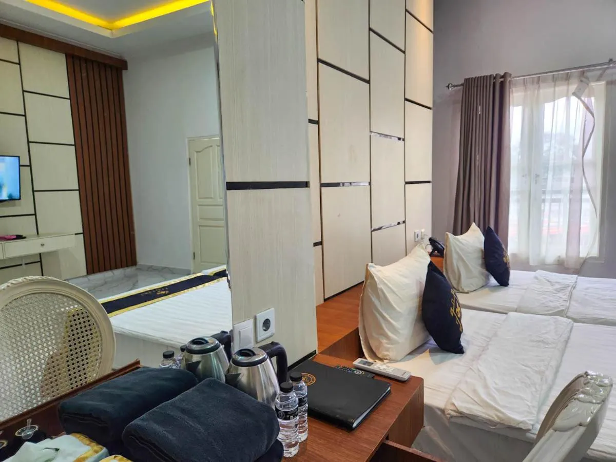 Bed in Chevilly Resort & Camp