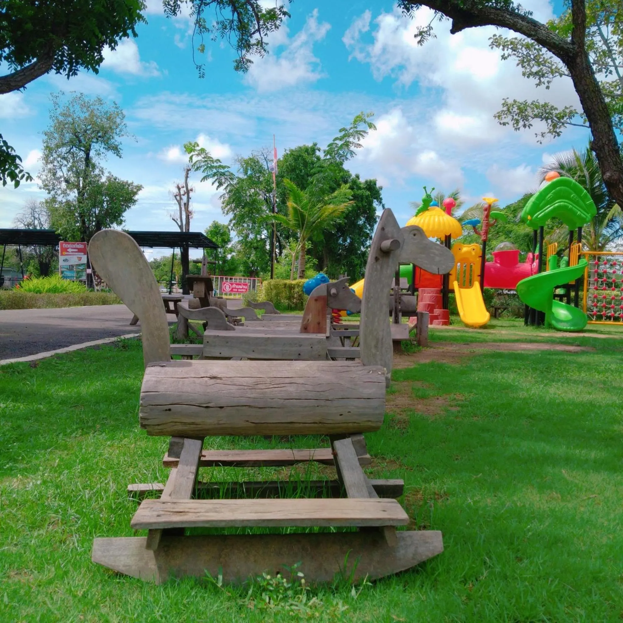 Children play ground in wuadaeng villa