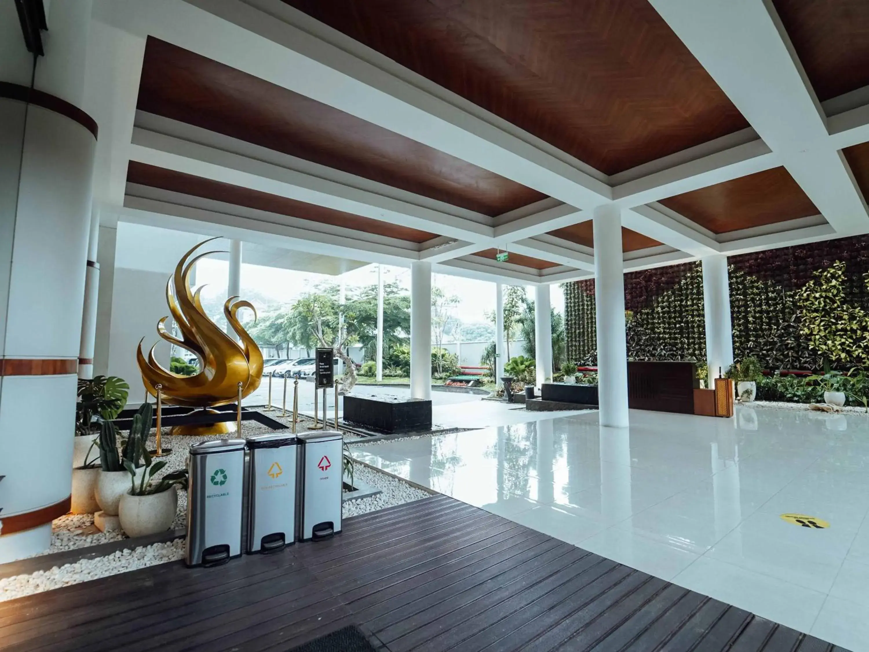 Lobby or reception in Rayz UMM Hotel Malang Lobby or reception in Rayz UMM Hotel Malang