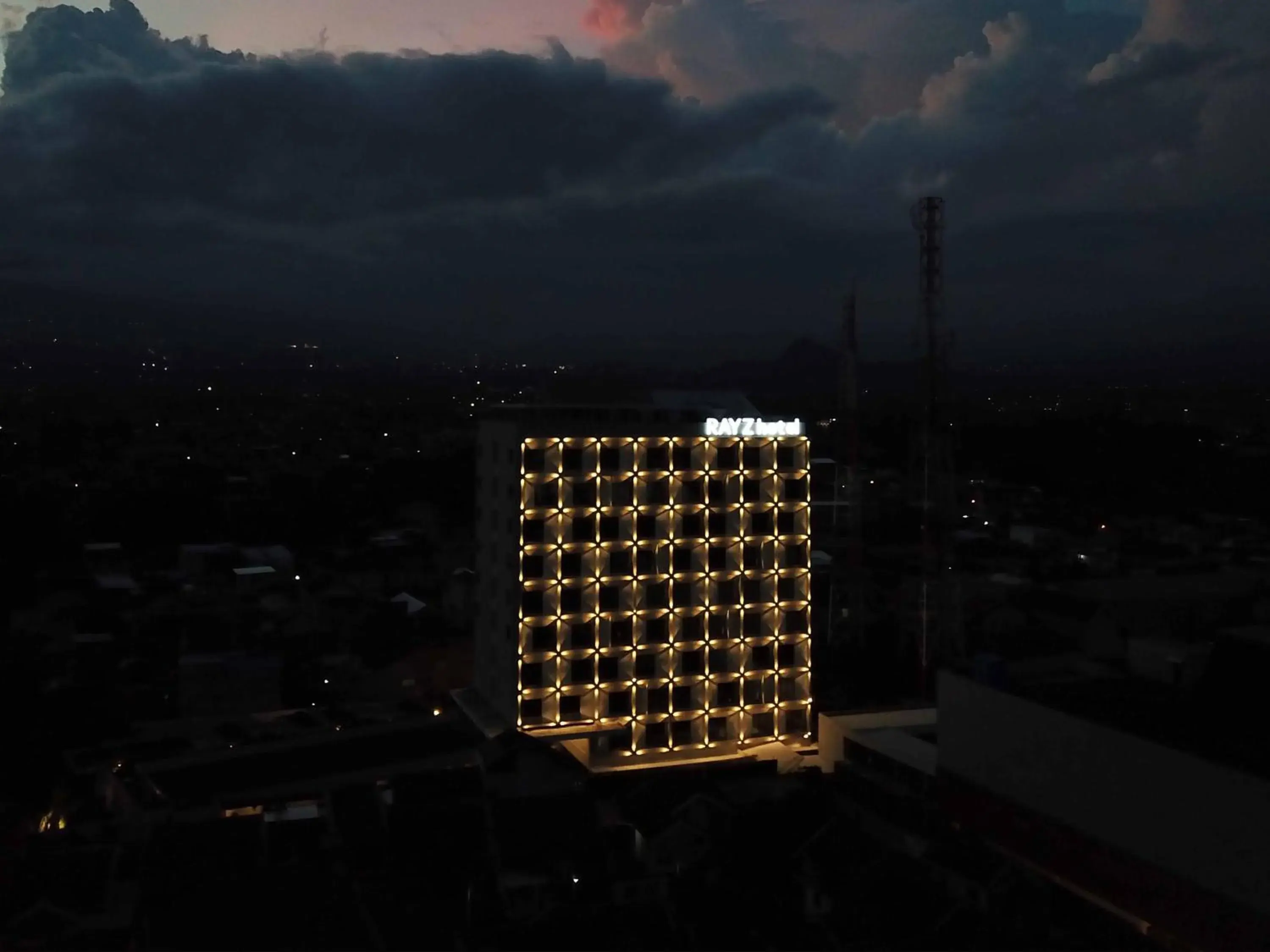 Property building in Rayz UMM Hotel Malang Property building in Rayz UMM Hotel Malang