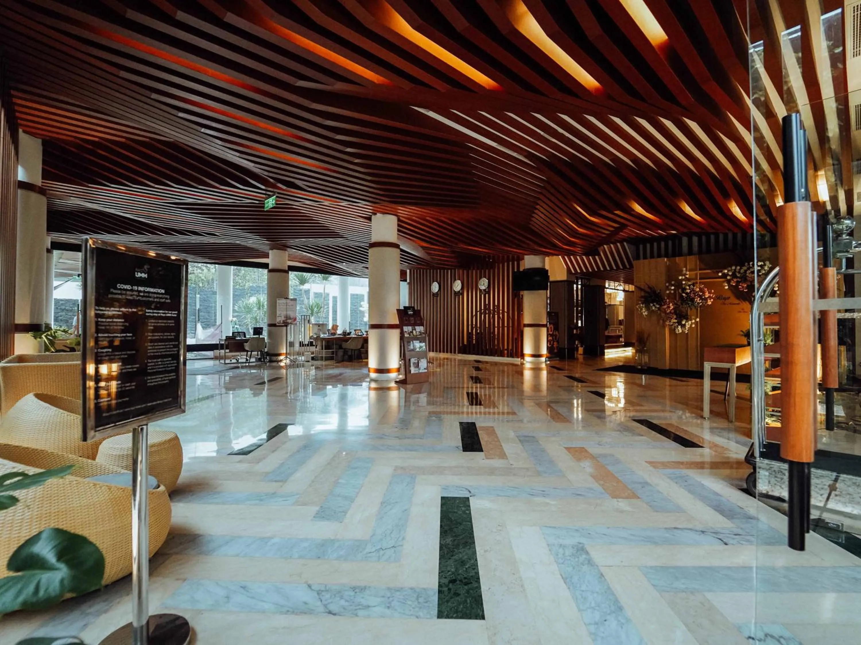 Lobby or reception in Rayz UMM Hotel Malang
