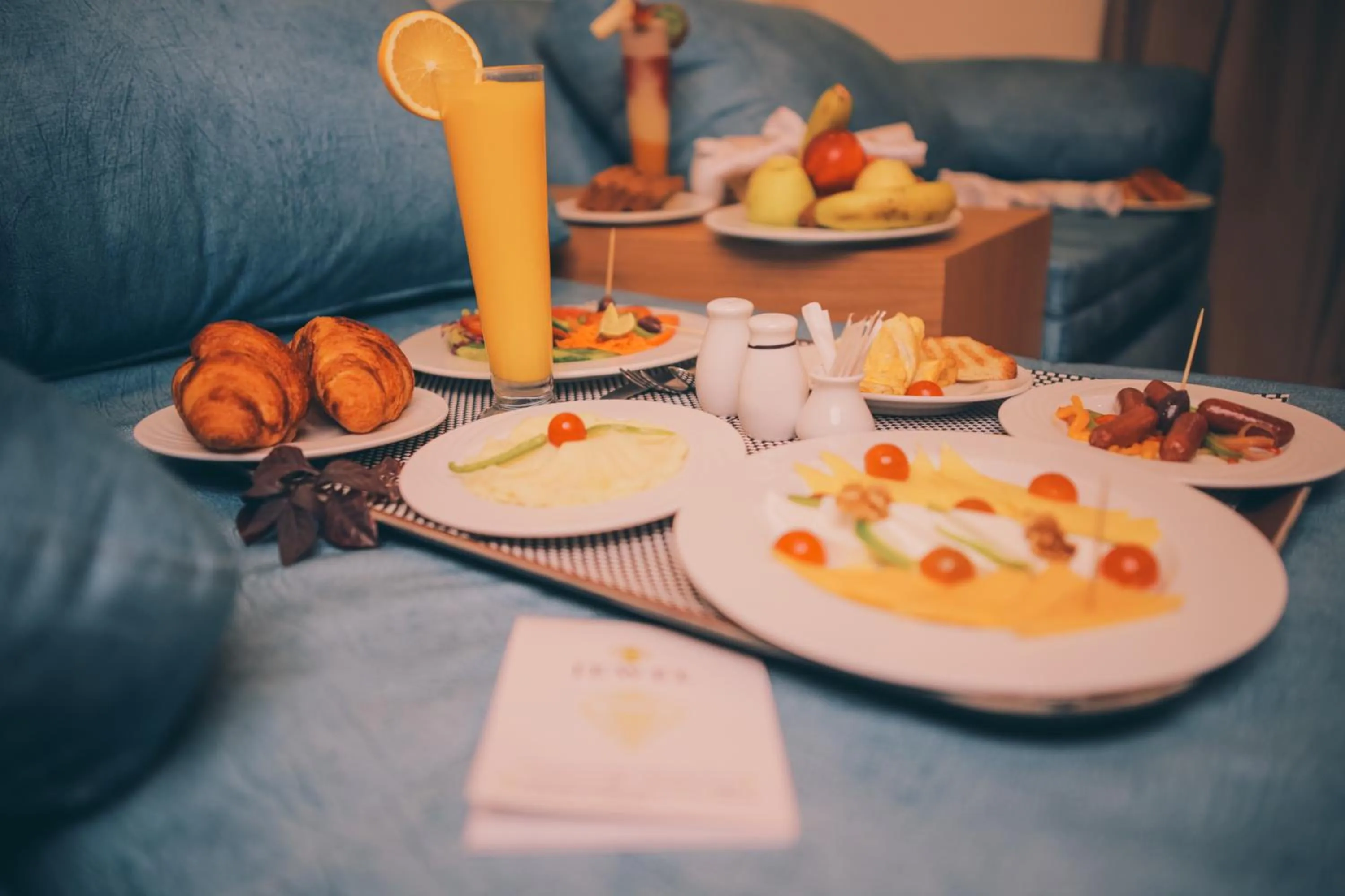 Restaurant/places to eat in Jewel Green Mountain Hotel