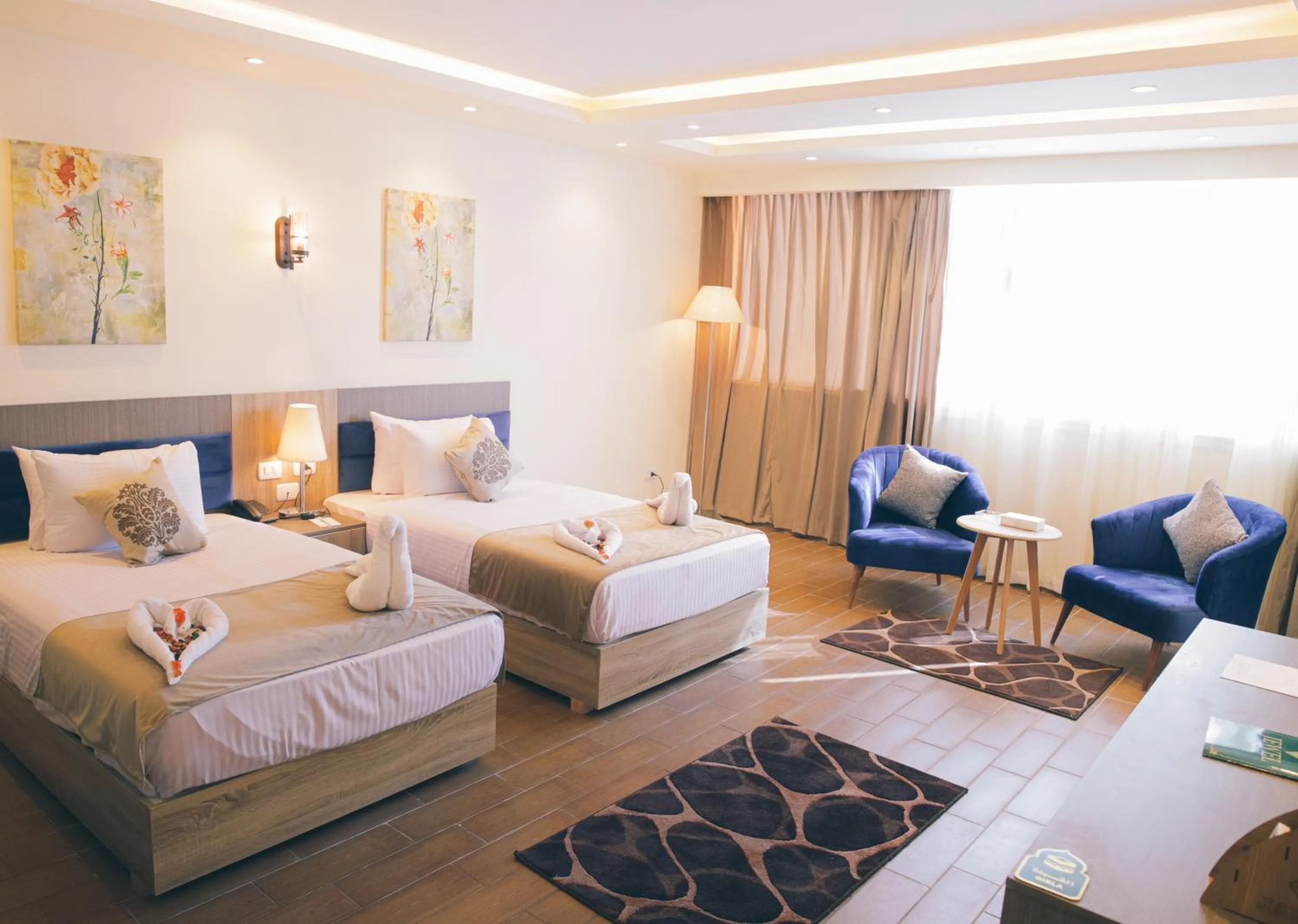 Photo of the whole room, Bed in Jewel Green Mountain Hotel