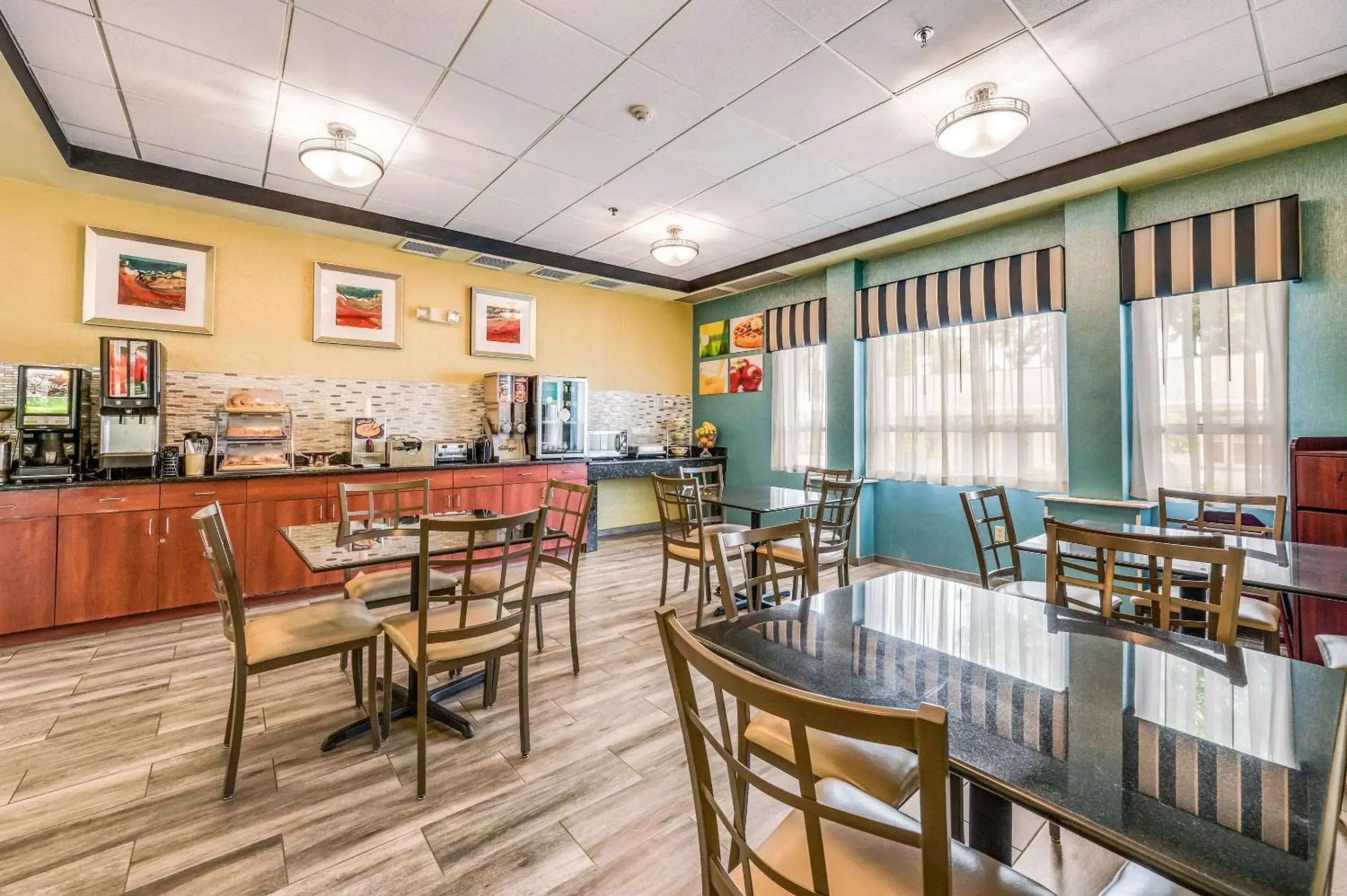 Restaurant/places to eat in Quality Inn Poughkeepsie Restaurant/places to eat in Quality Inn Poughkeepsie