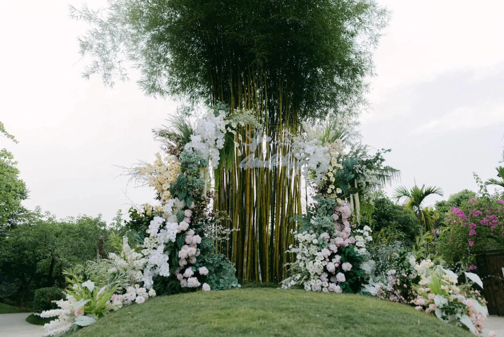 wedding in aNhill Boutique