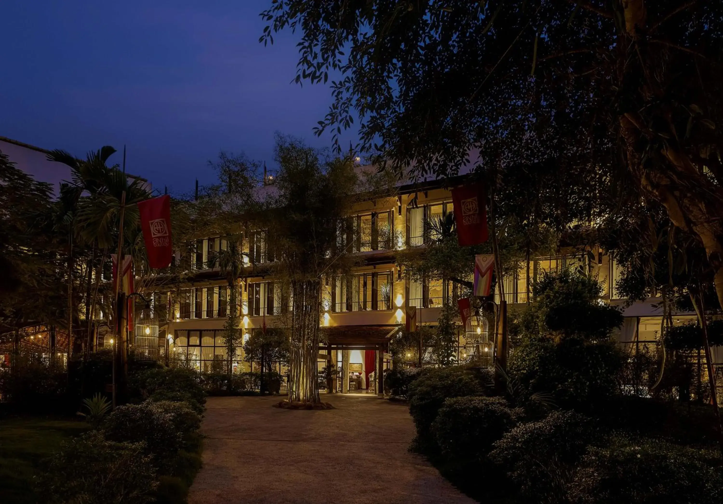 Property building in aNhill Boutique Property building in aNhill Boutique