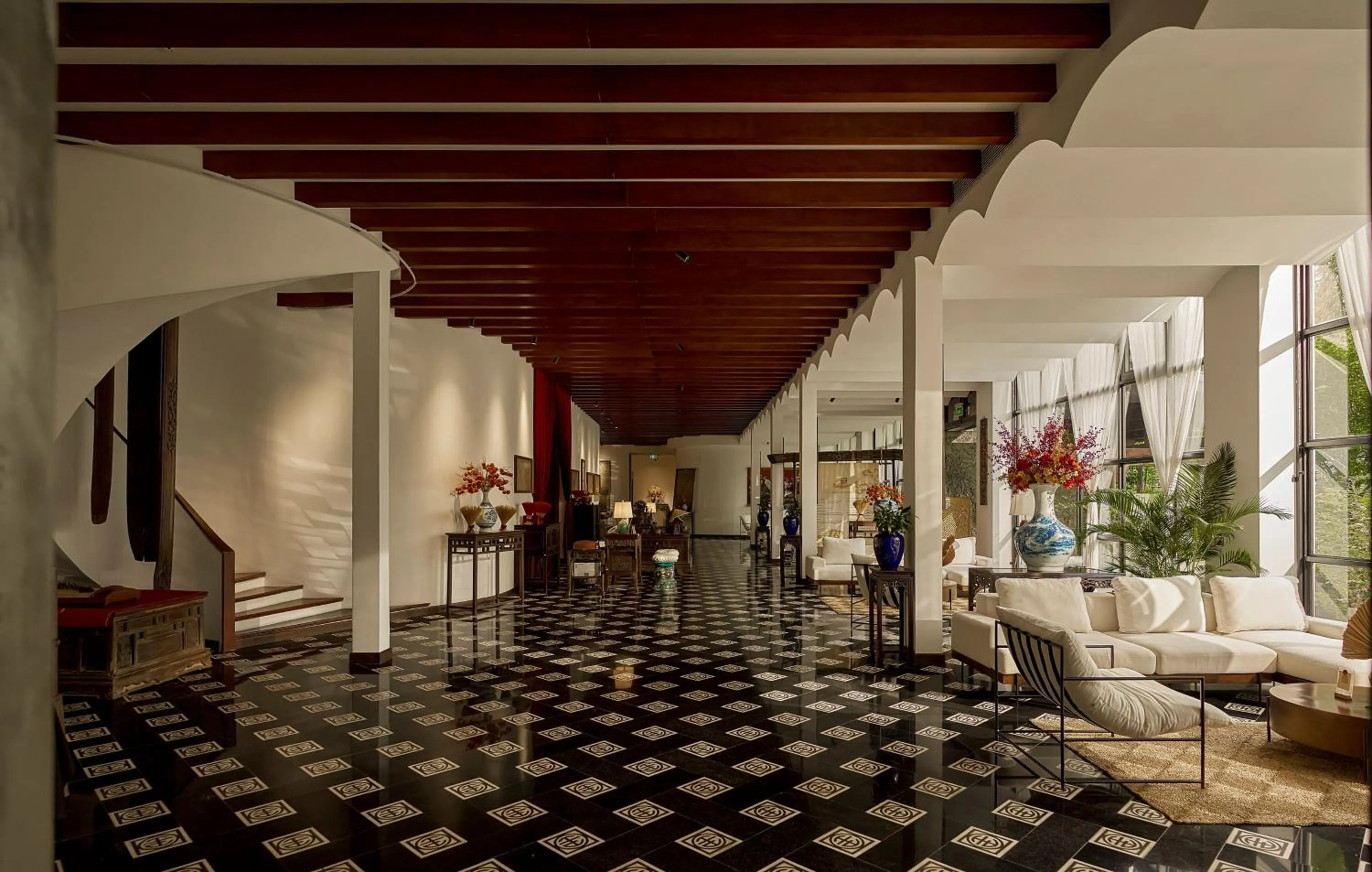 Lobby or reception in aNhill Boutique