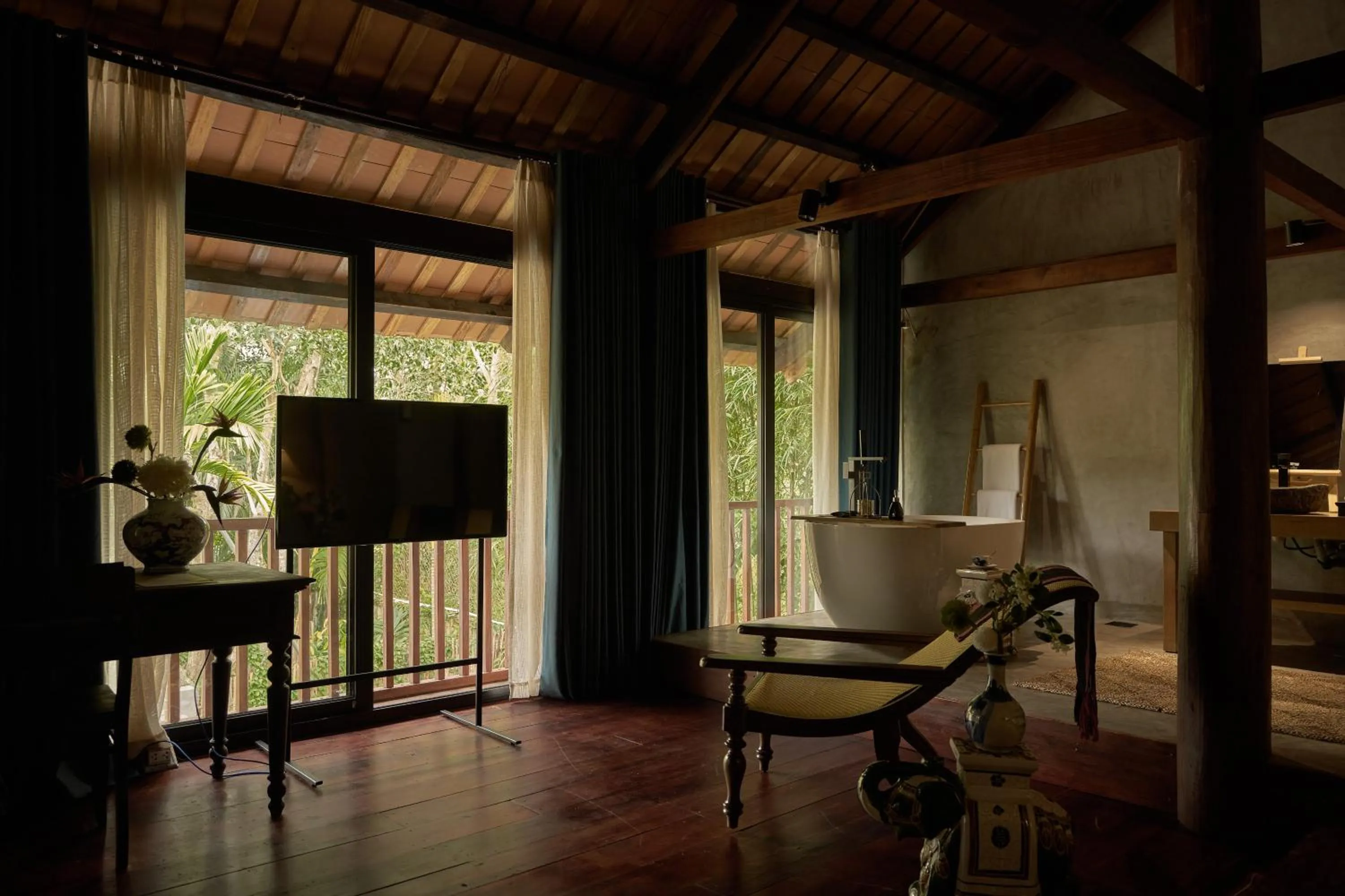 Bathroom in aNhill Boutique