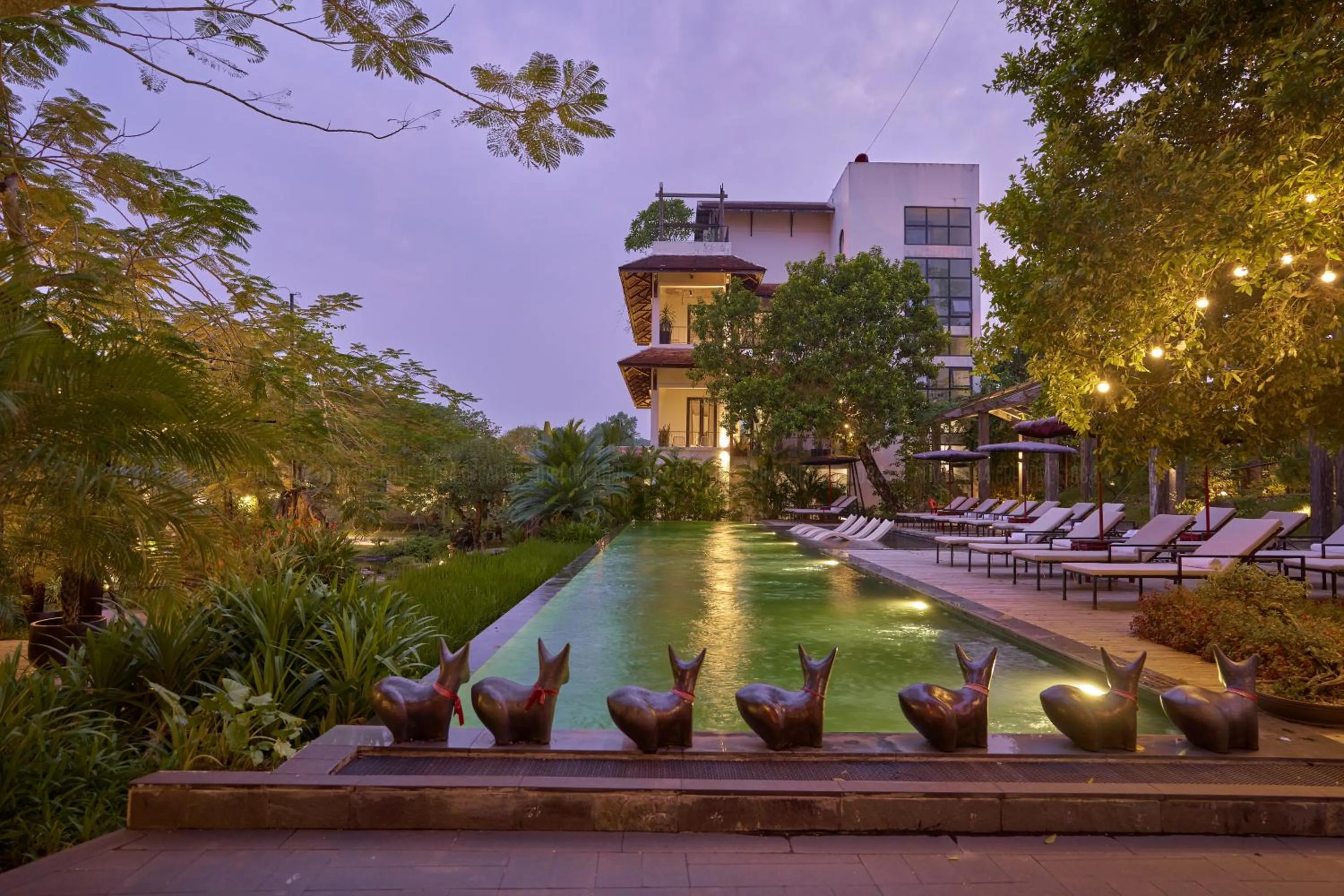 Swimming pool in aNhill Boutique