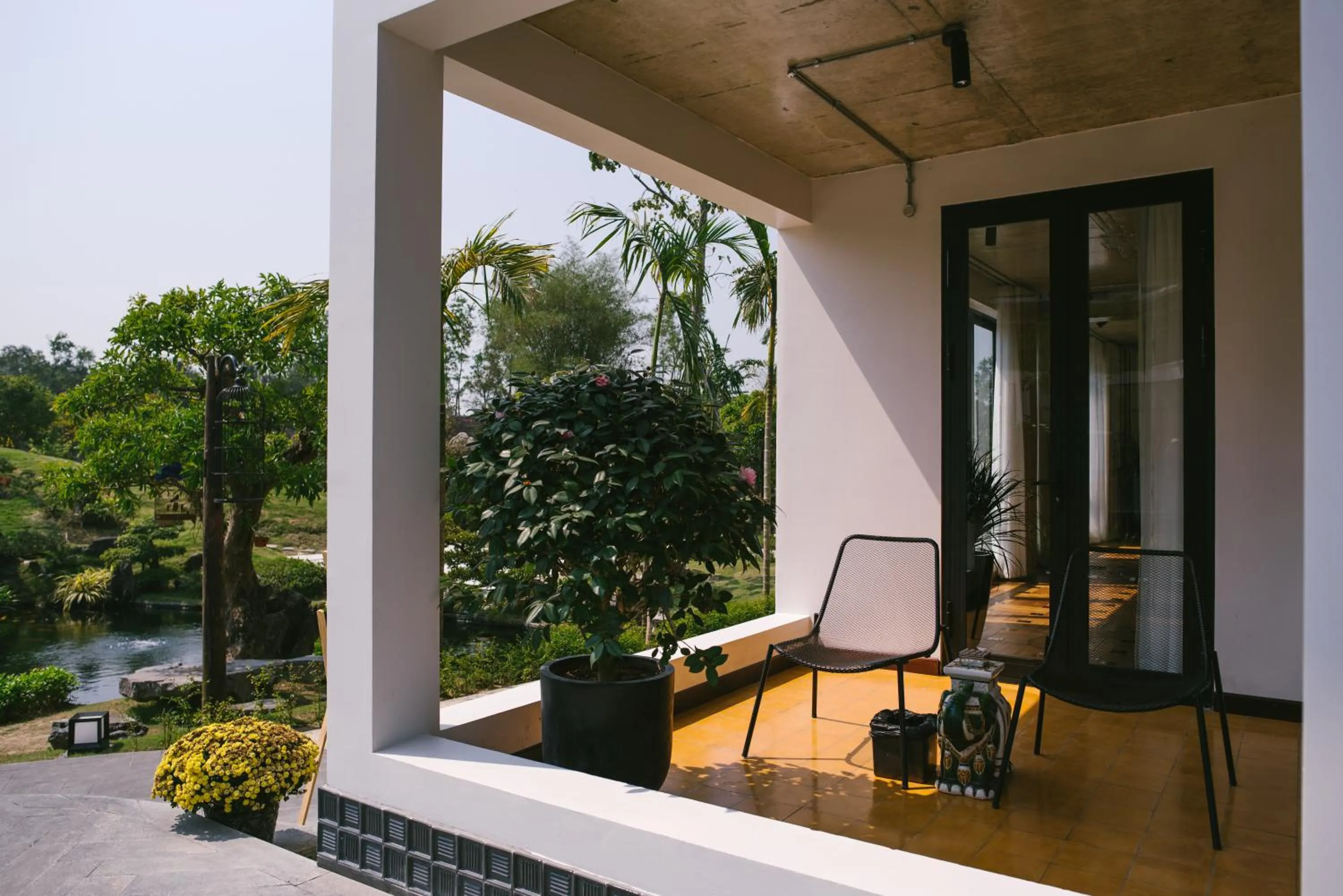 Garden view in aNhill Boutique