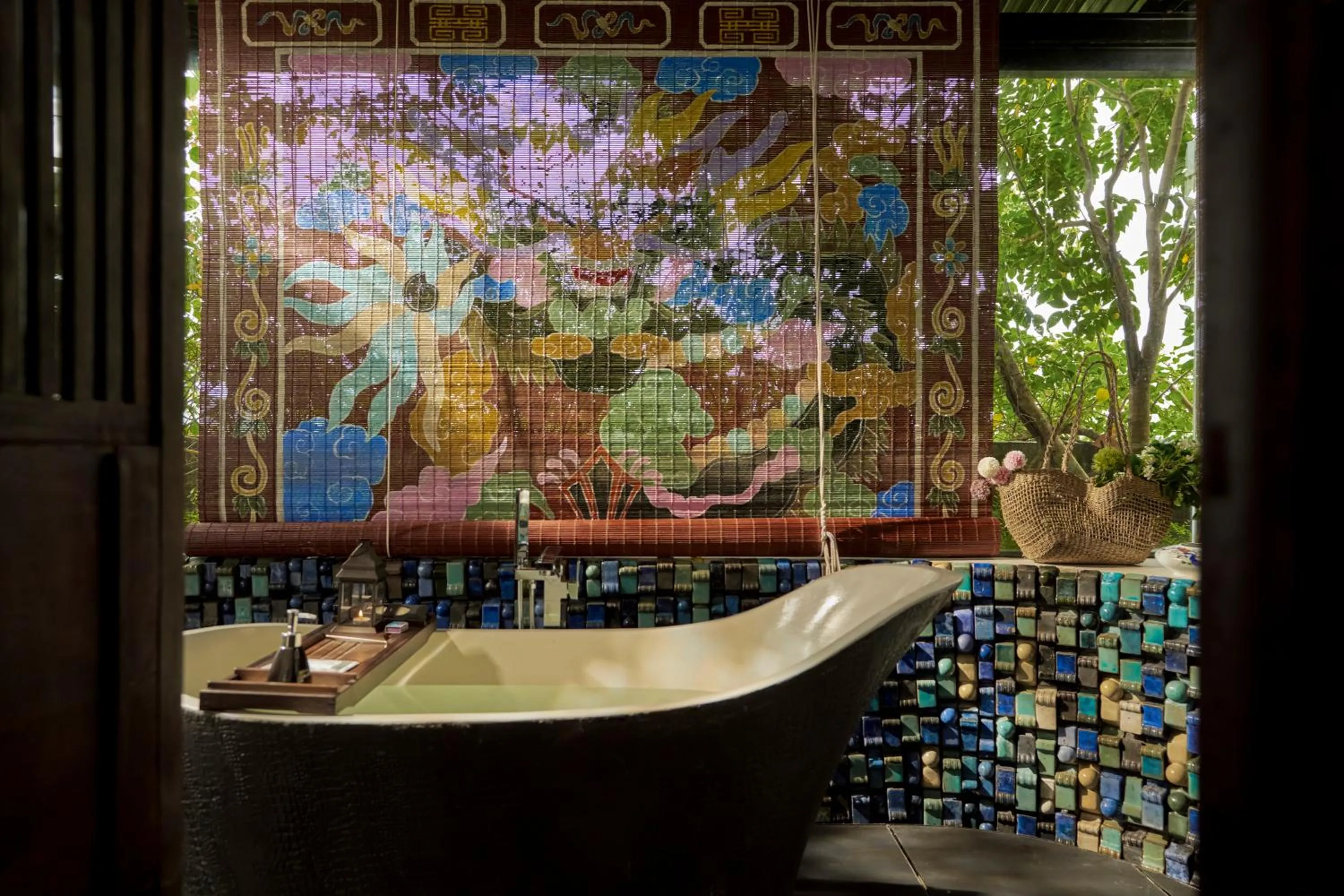 Bath in aNhill Boutique