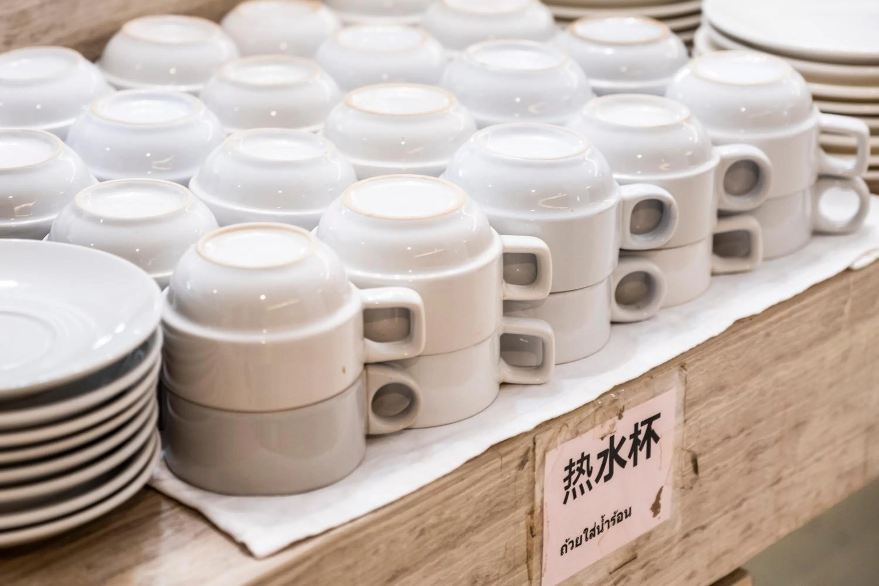 Coffee/tea facilities in The Airport Courtyard Suvarnabhumi Airport