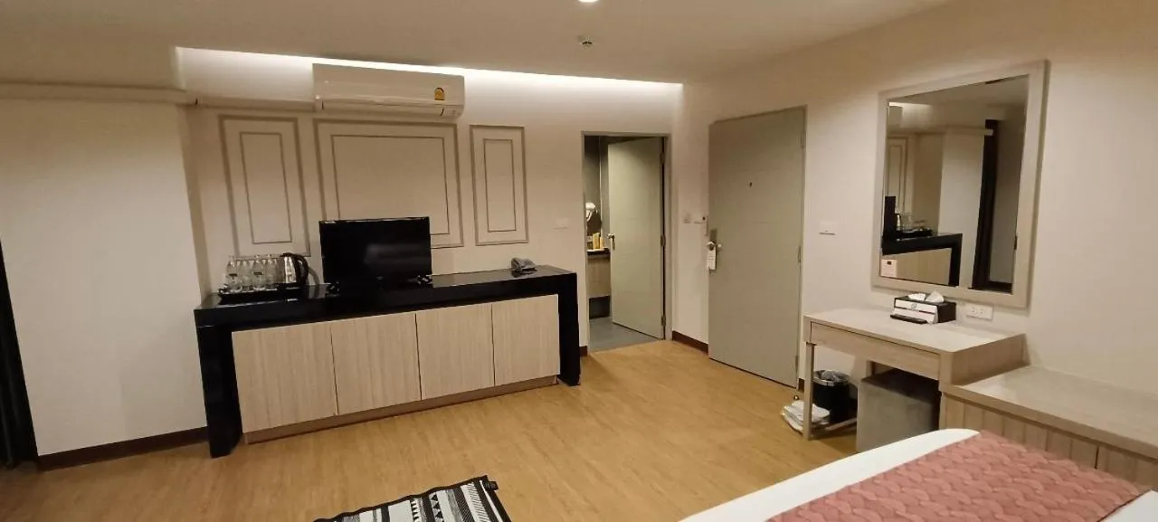 Bed in The Airport Courtyard Suvarnabhumi Airport