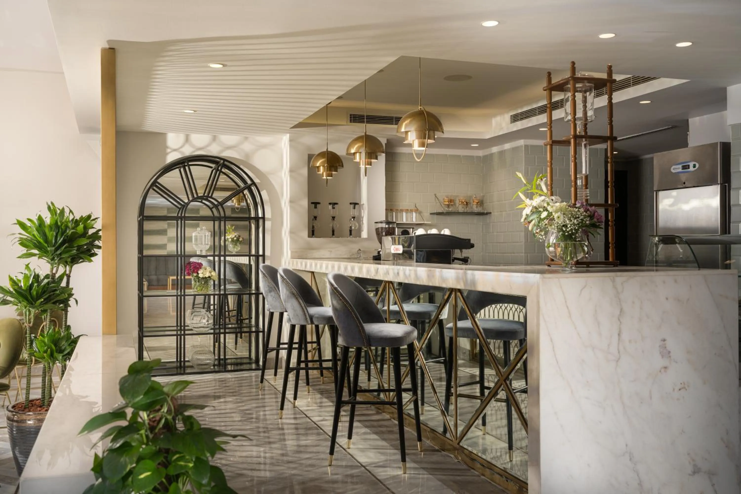 Coffee/tea facilities in Sukoon Hotel