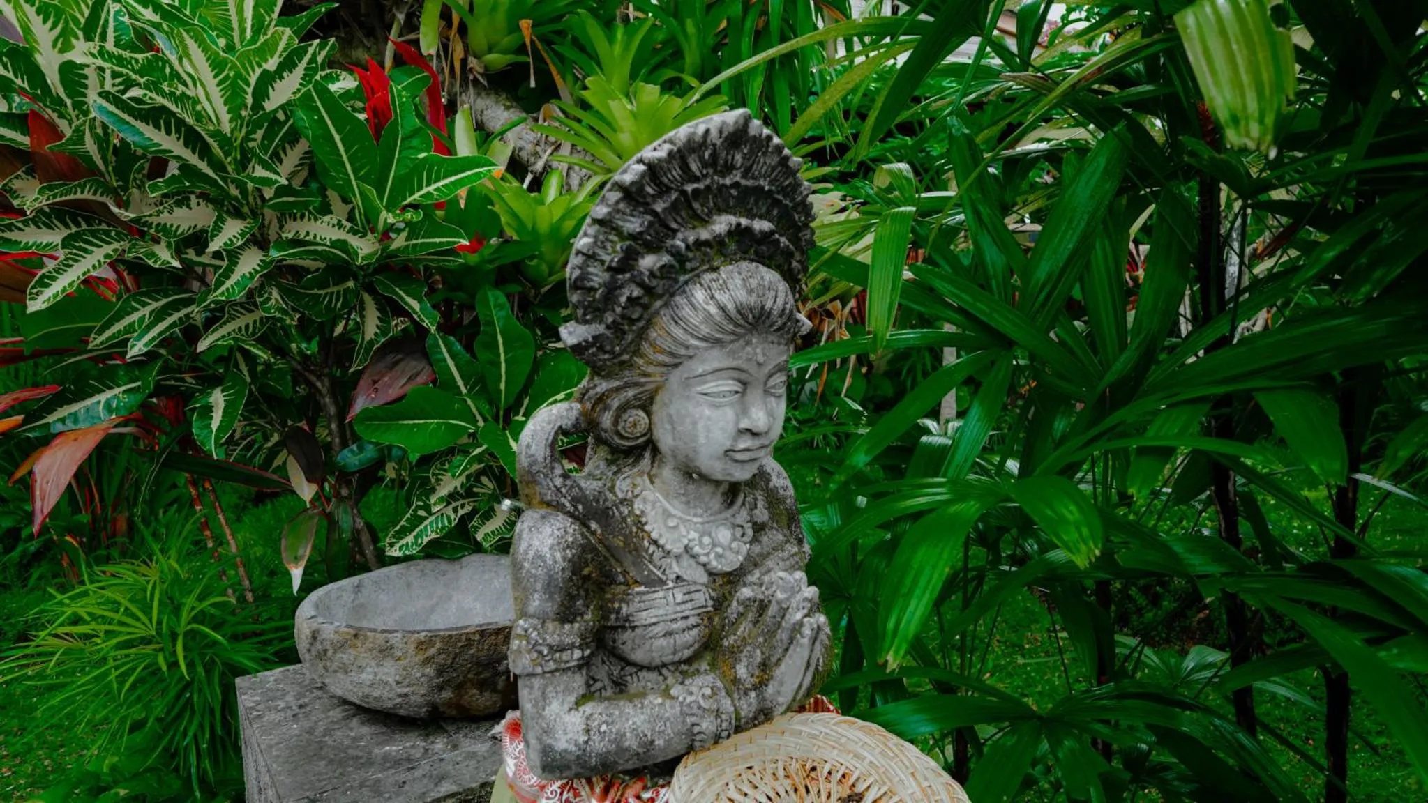 Decorative detail in Green Coconut Cottage