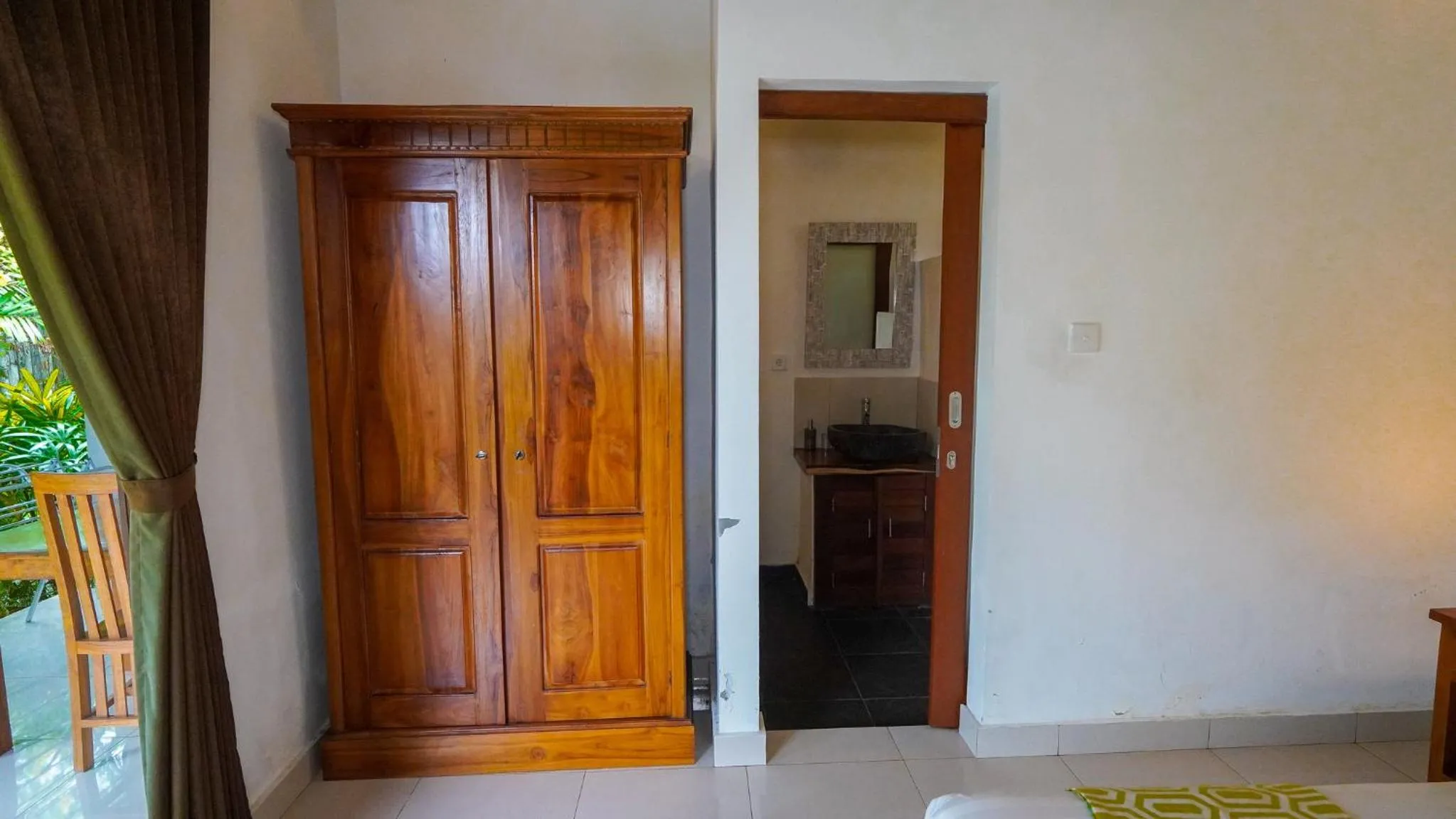 wardrobe in Green Coconut Cottage