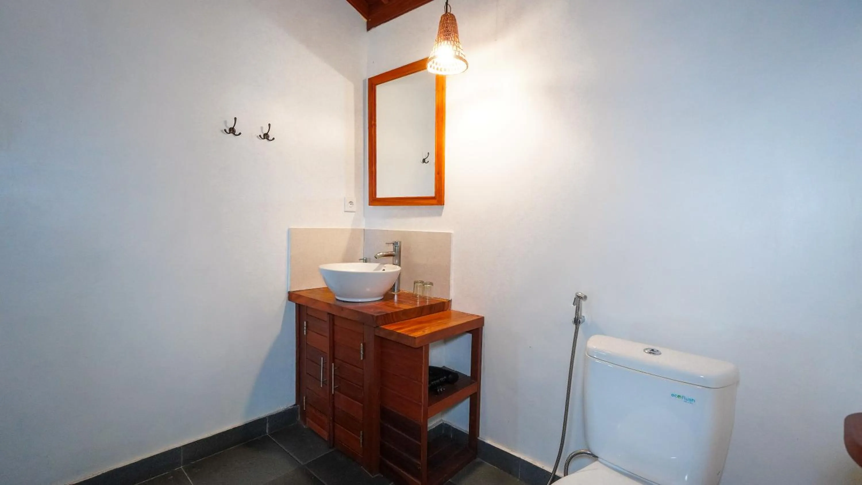 Green Coconut Cottage