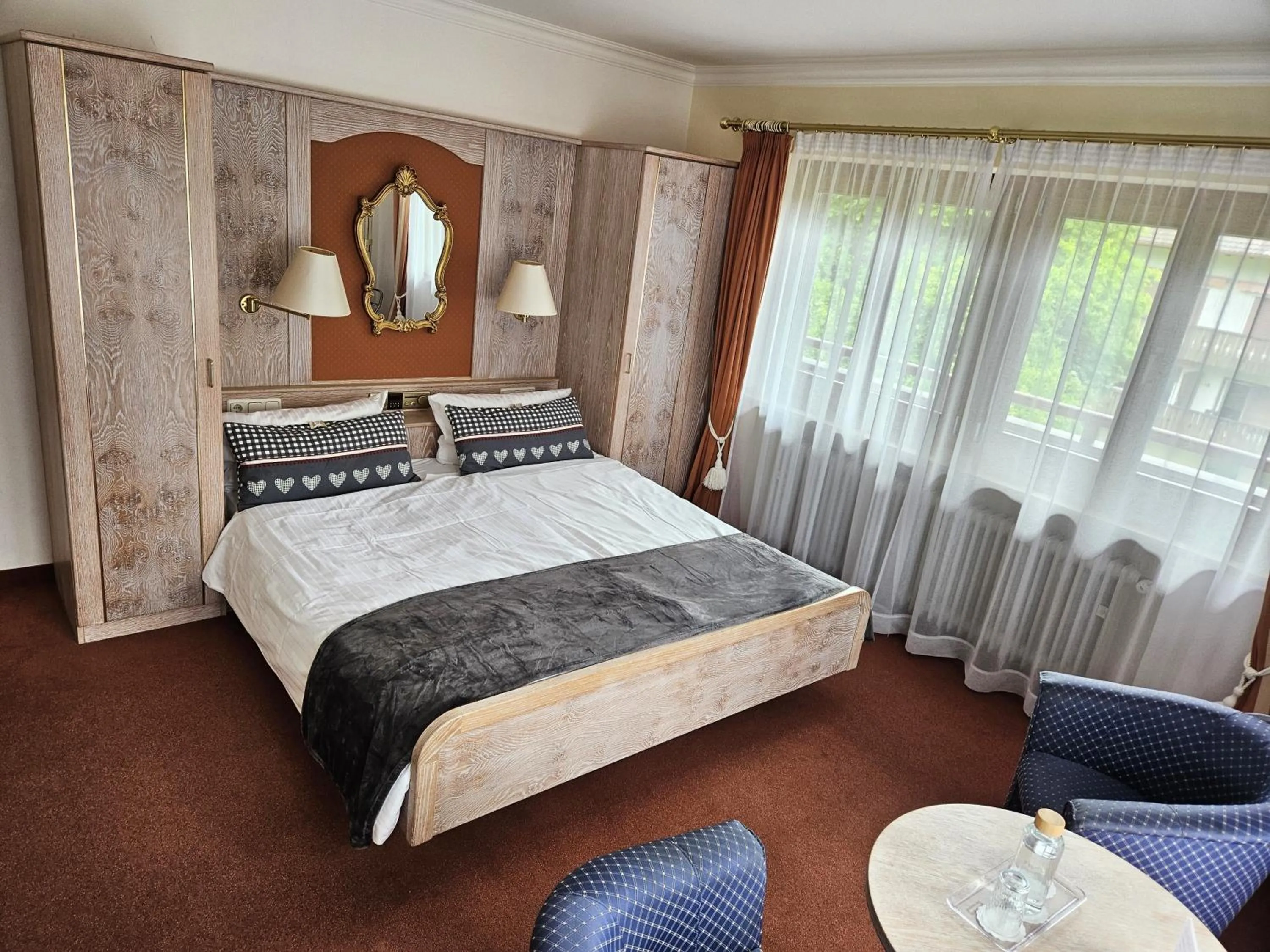 Photo of the whole room, Bed in Hotel Quellenhof