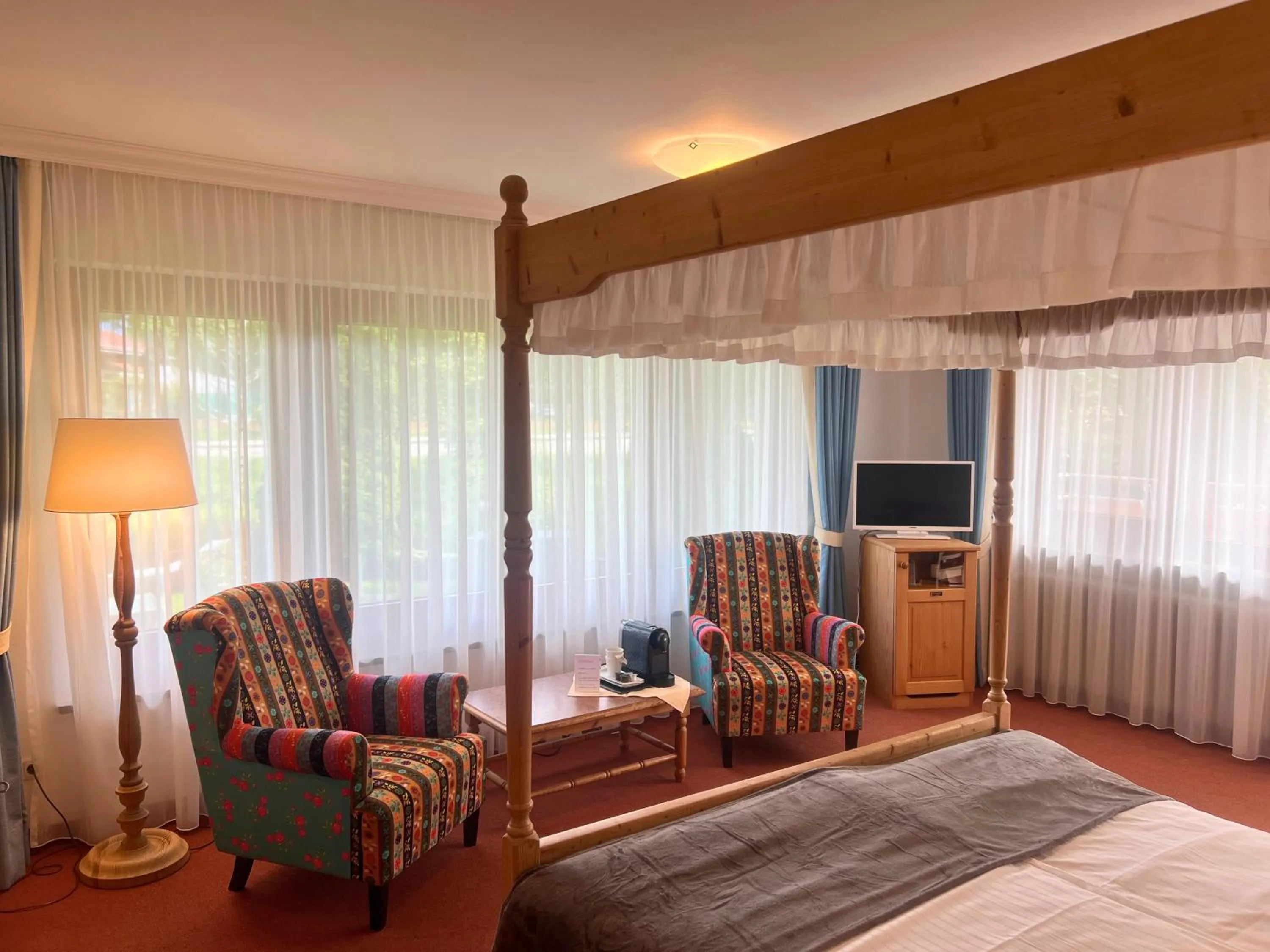 Photo of the whole room, Bed in Hotel Quellenhof