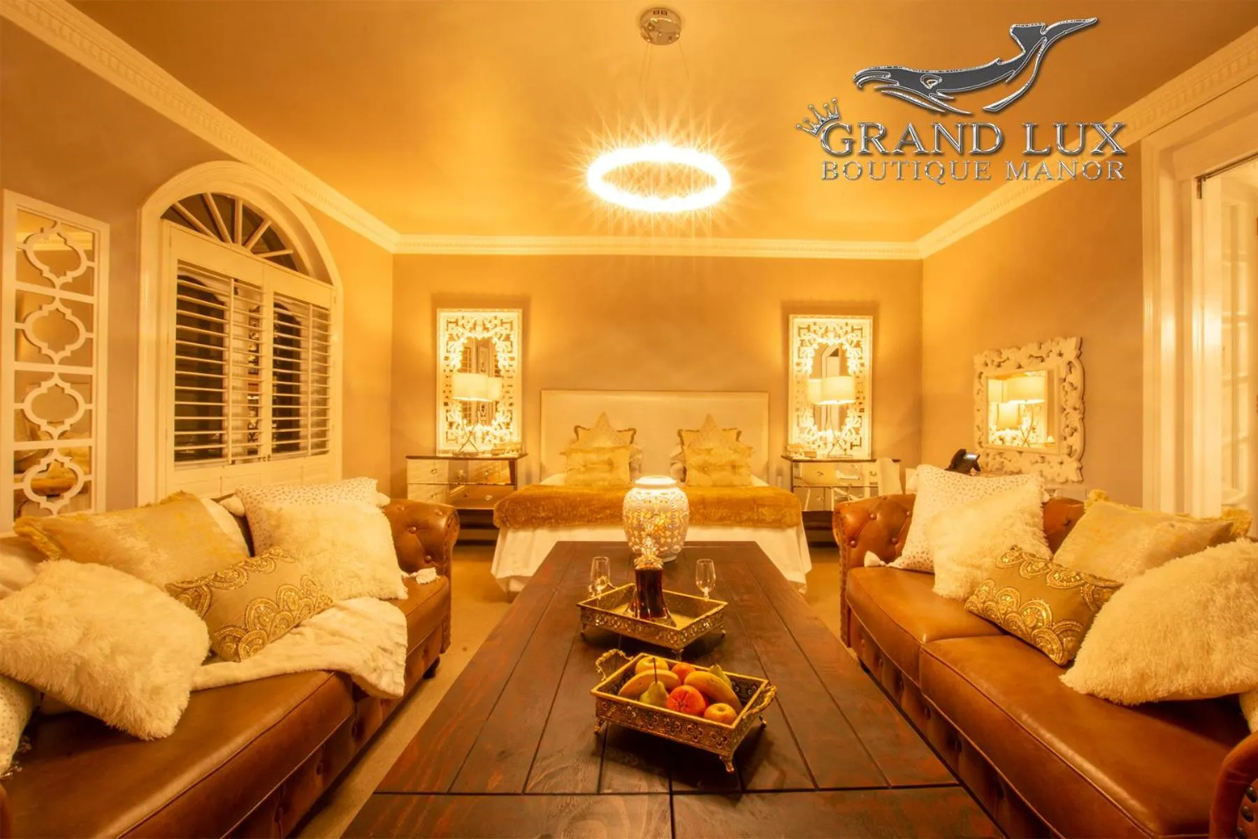 TV and multimedia in Grand Lux Boutique Manor