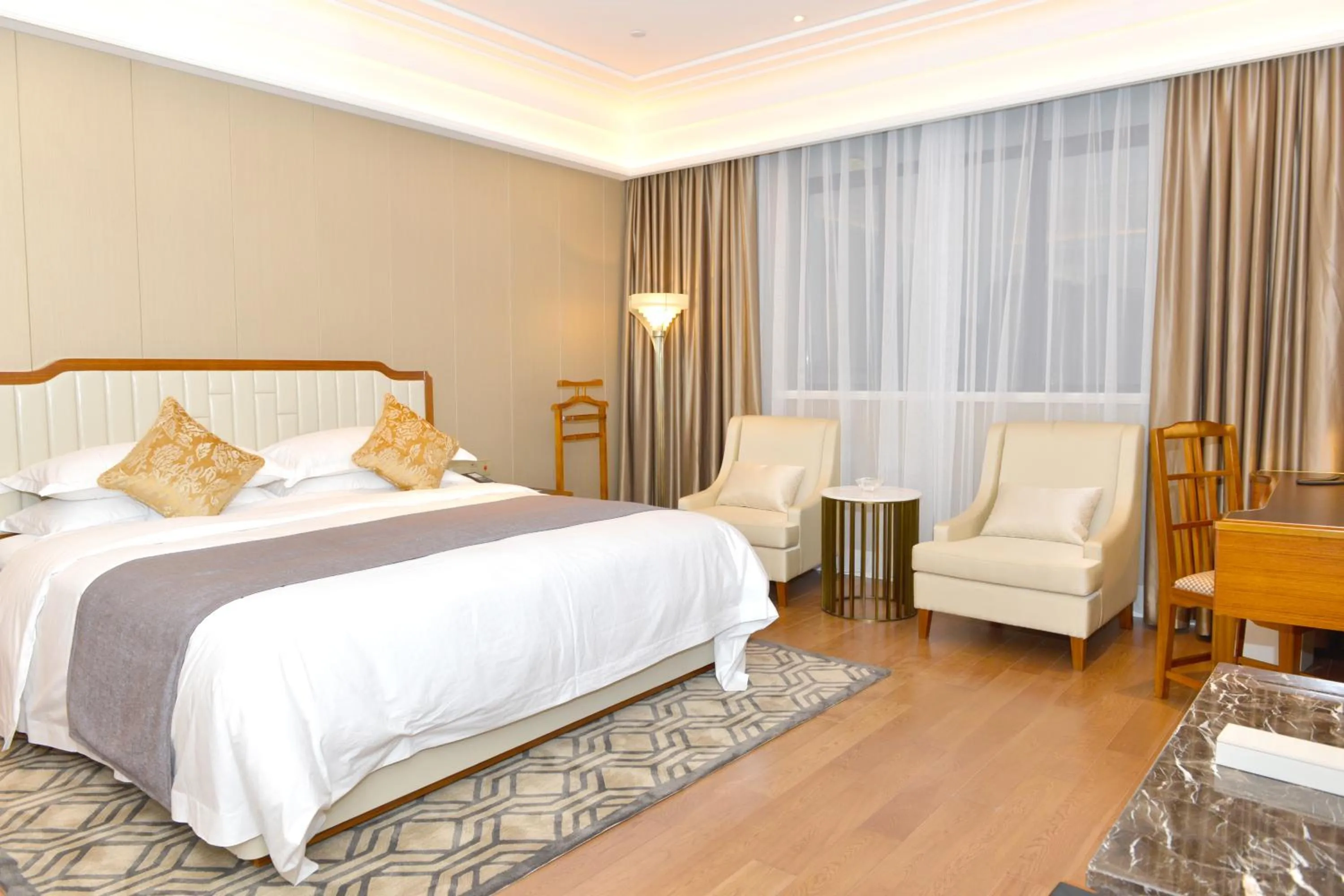 Hengshan Picardie Hotel