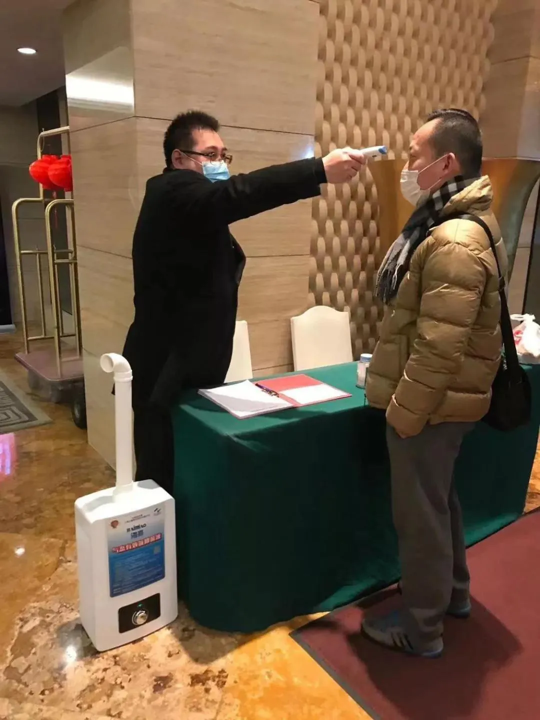 Staff in Hengshan Picardie Hotel