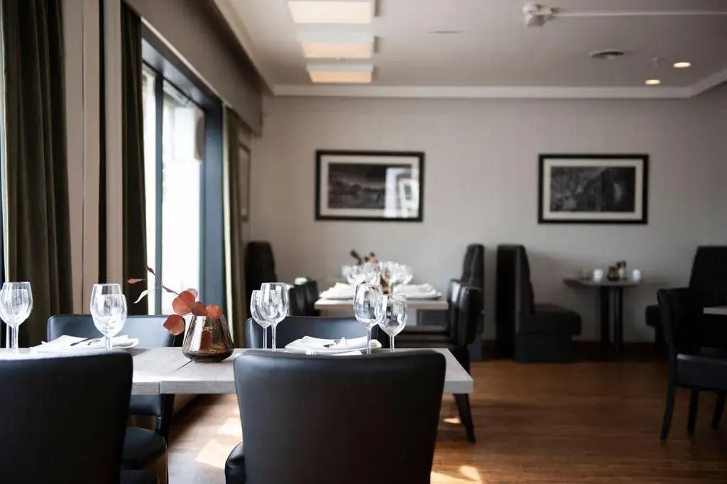 Restaurant/places to eat in Henriks Hotell Restaurant/places to eat in Henriks Hotell