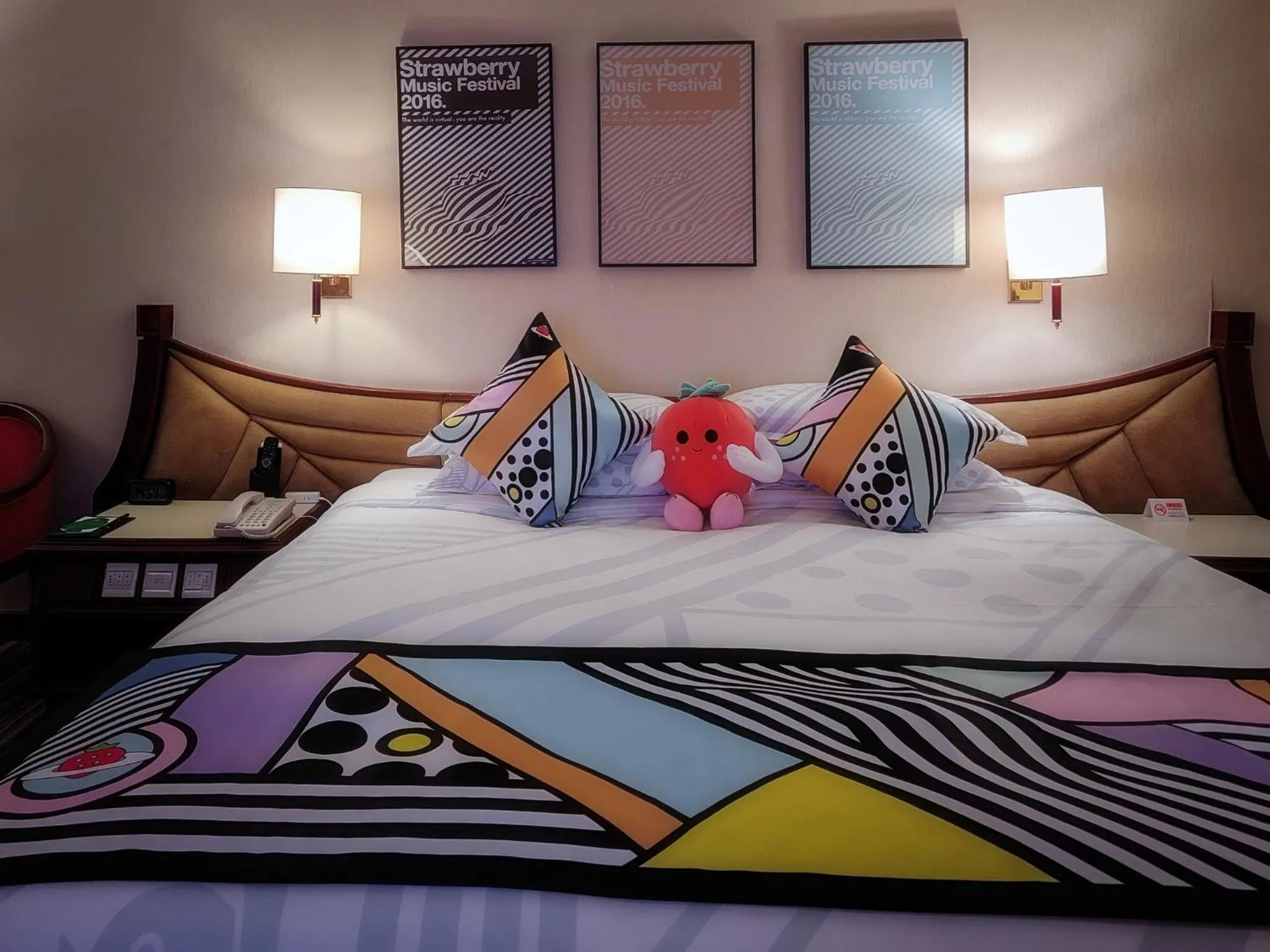 Photo of the whole room, Bed in Metropark Lido Hotel Beijing