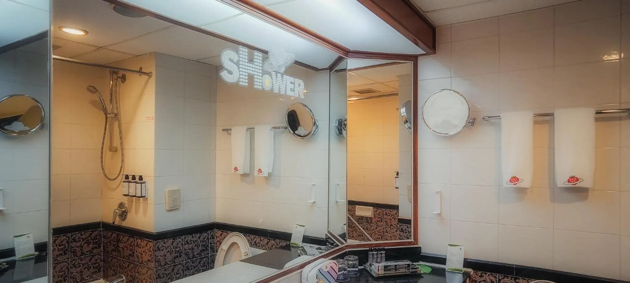 Photo of the whole room in Metropark Lido Hotel Beijing