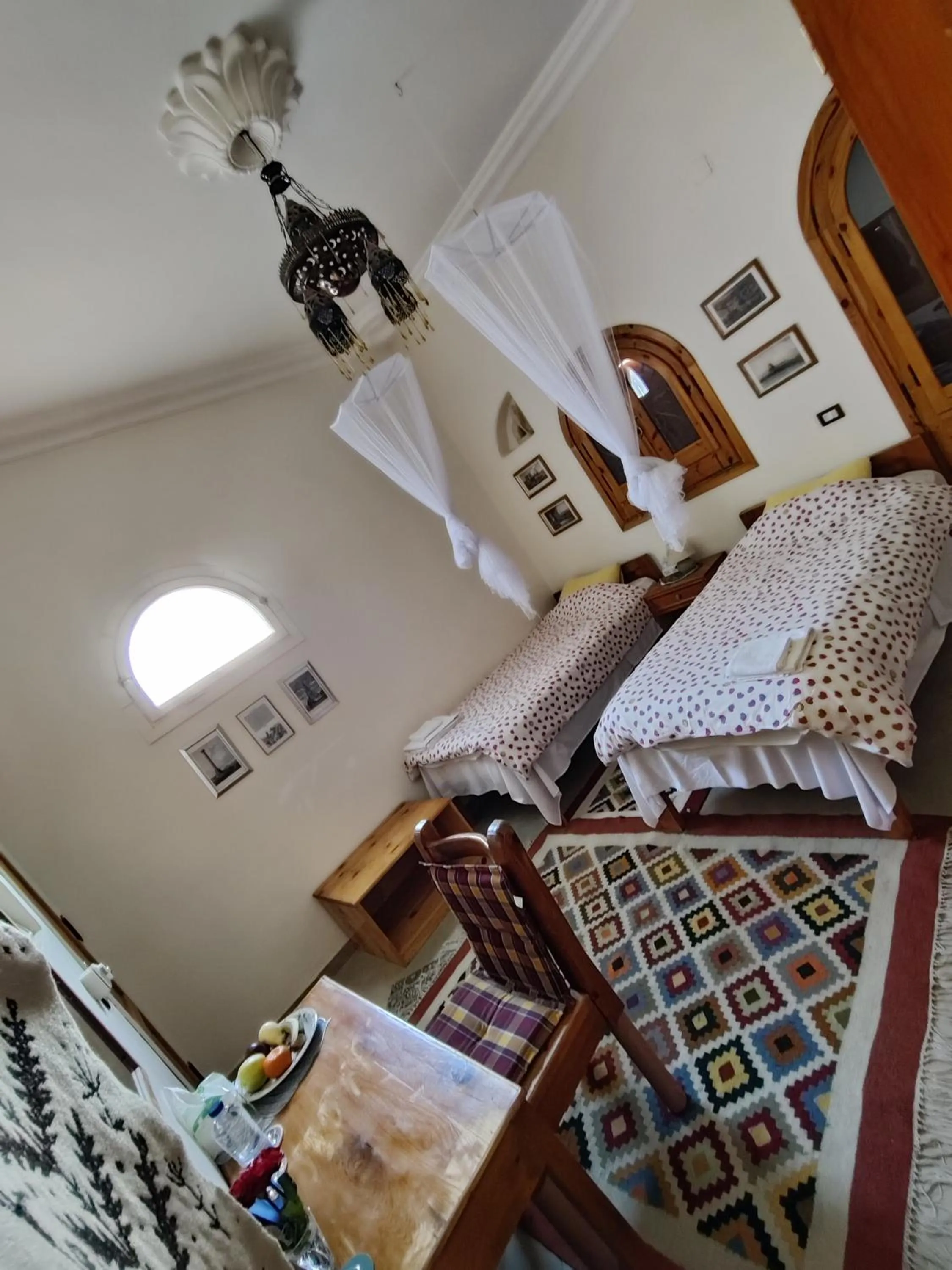 Bed in Alexander Lodge