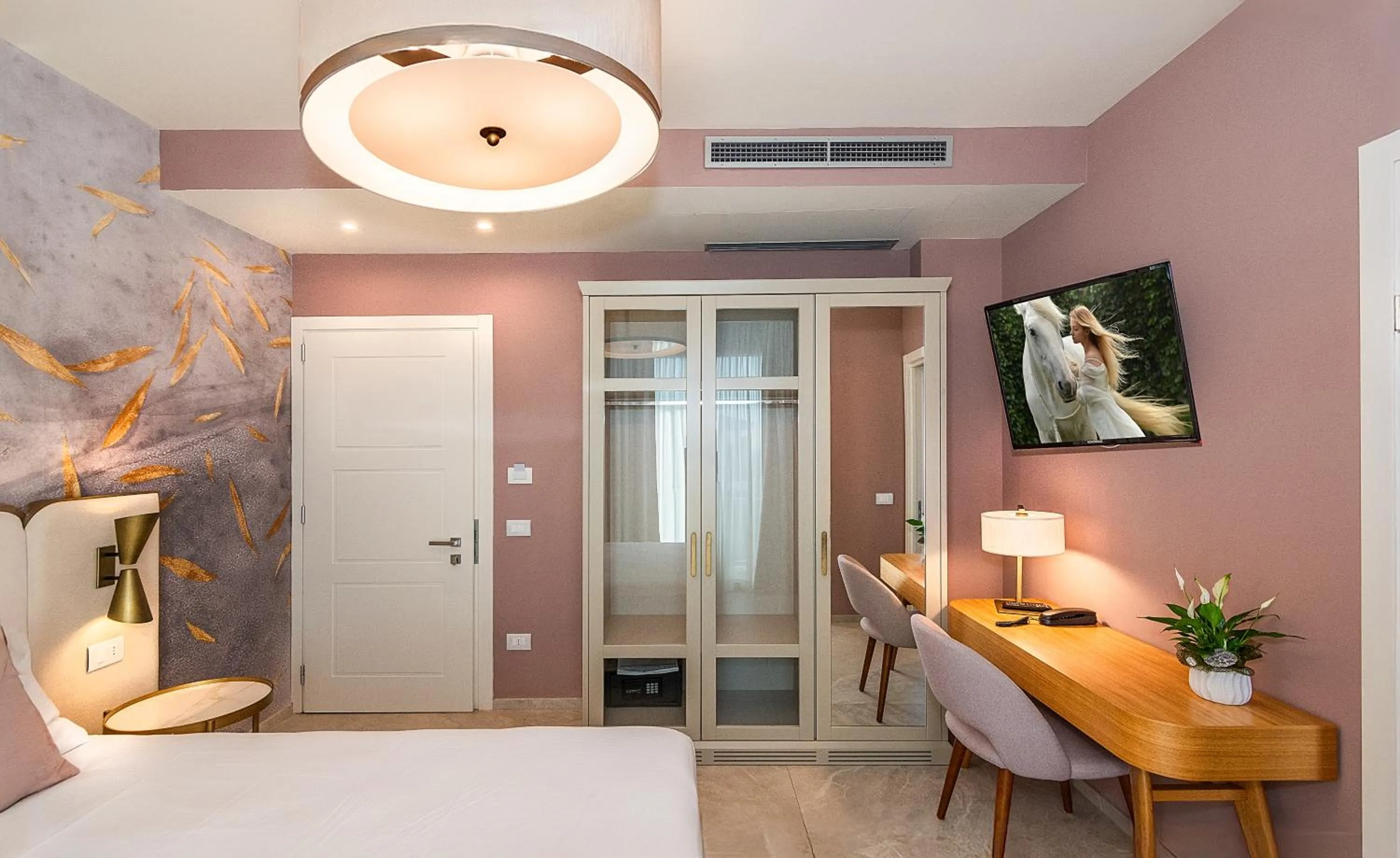 Bed in Hotel Mariotti