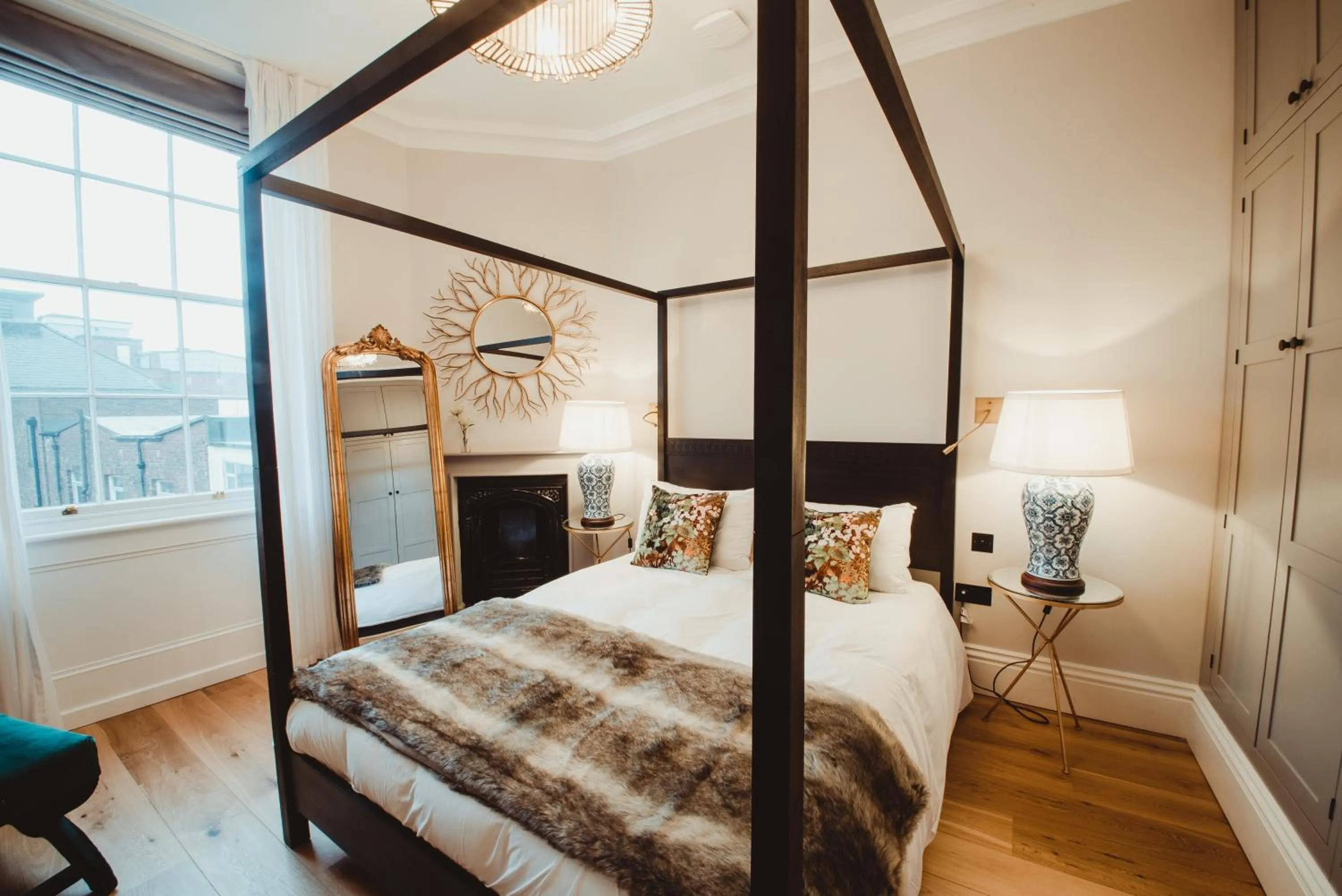 Bedroom, Bed in ch1 boutique stays