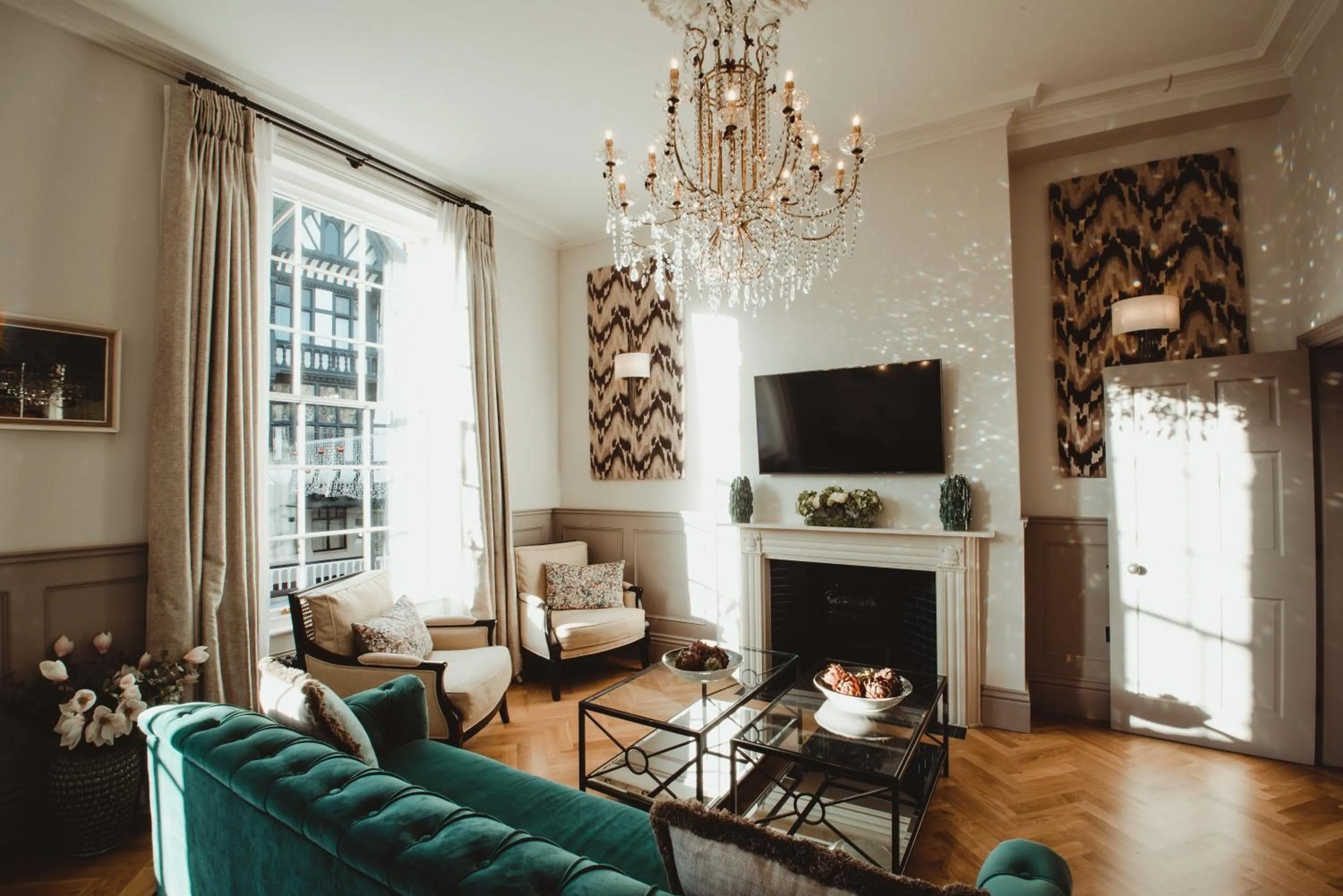 ch1 boutique stays
