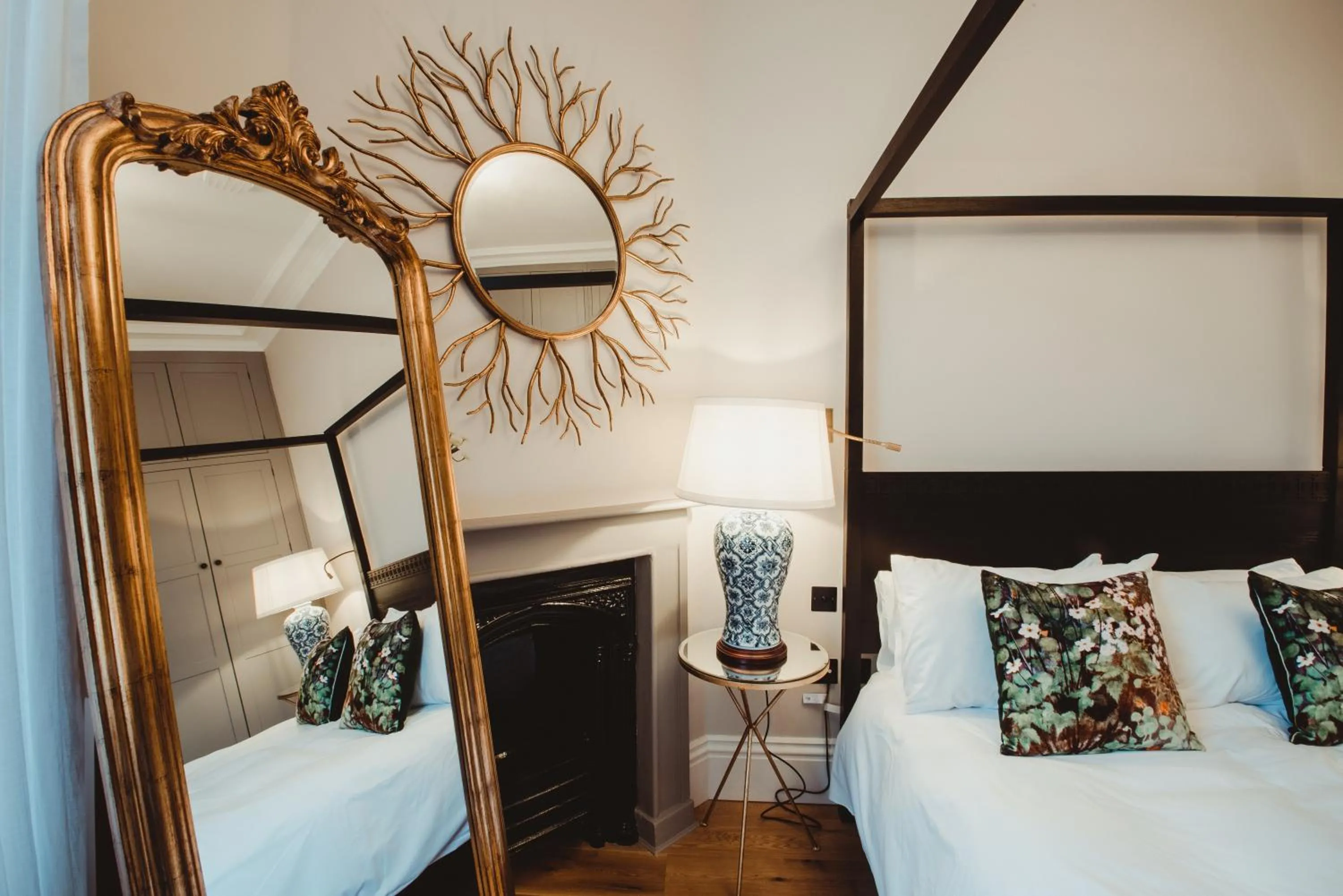 Bedroom, Bed in ch1 boutique stays